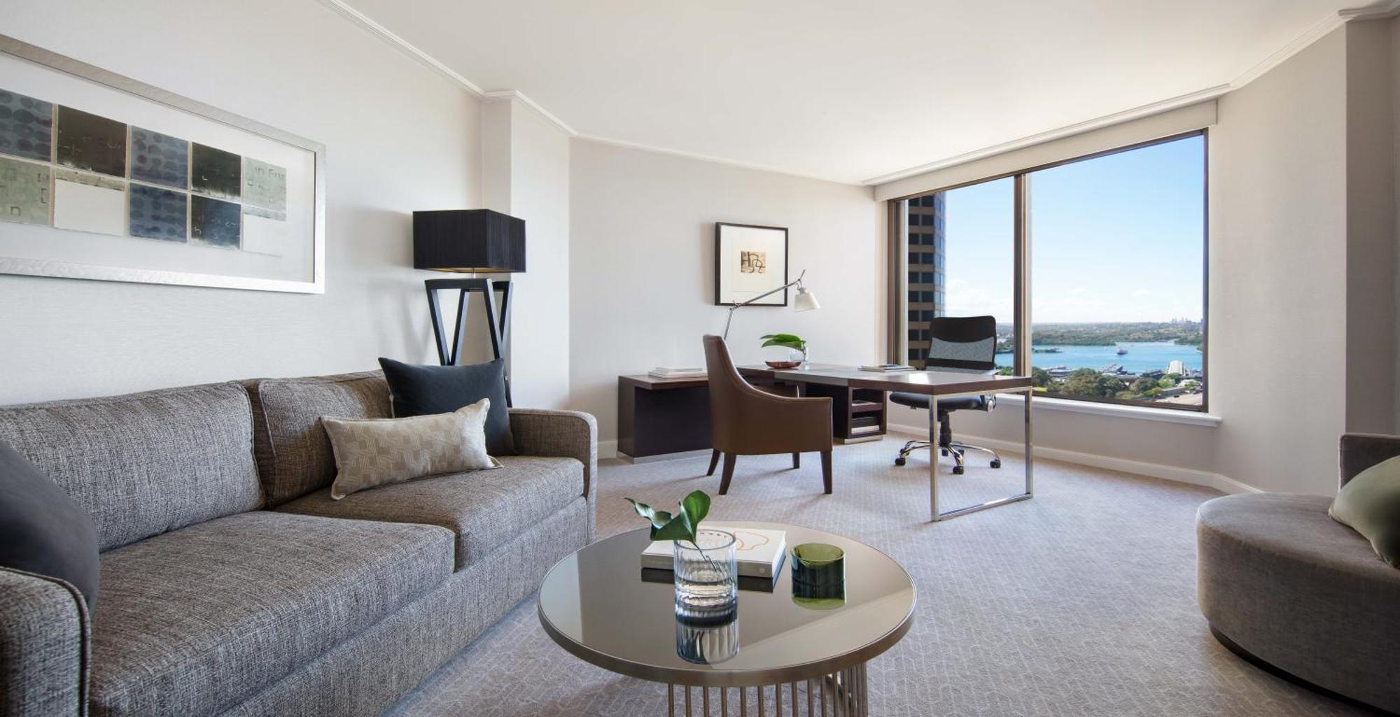 One-Bedroom City Club Suite,190380322:JPEG