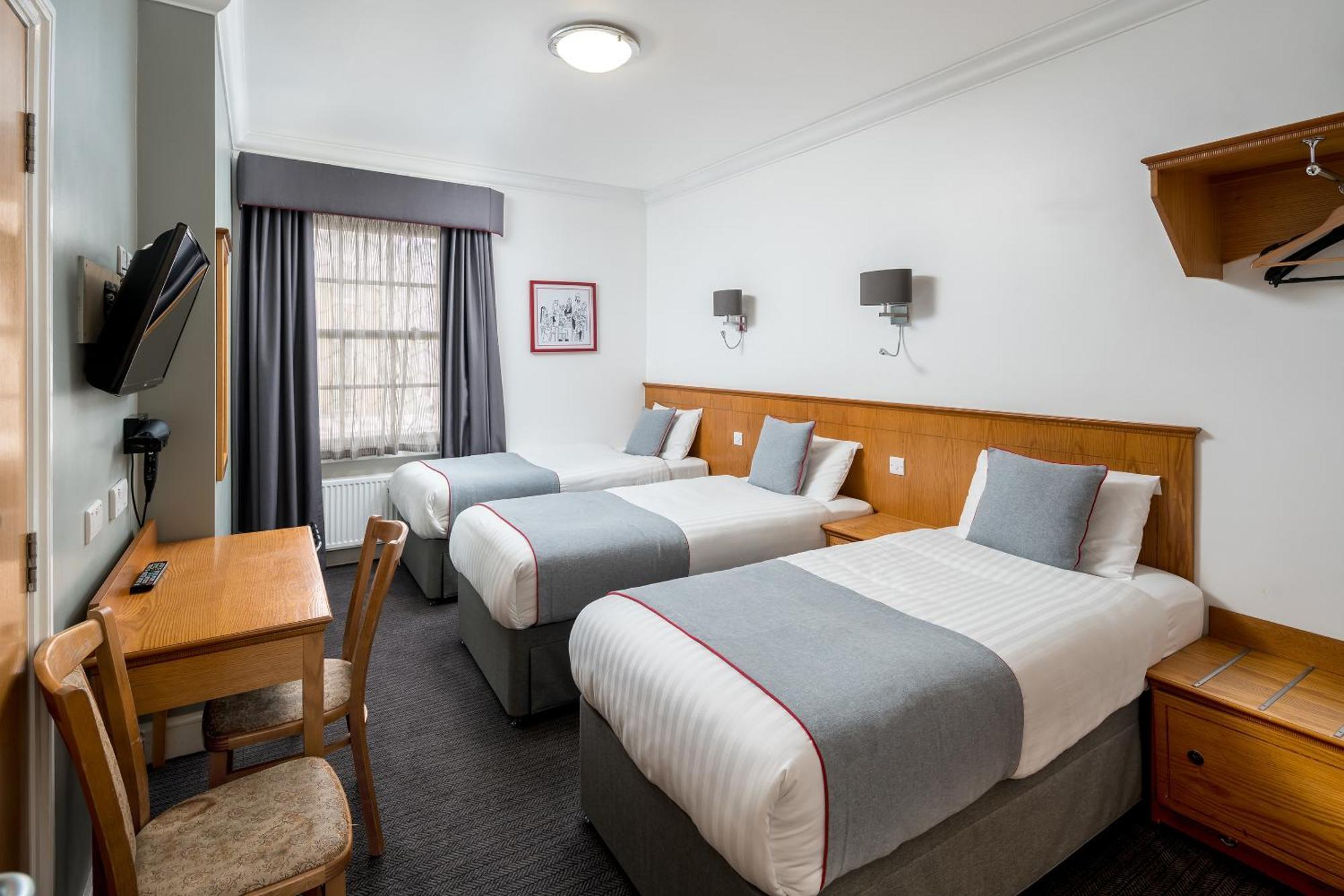 Deluxe Triple Room,1657858388:JPEG