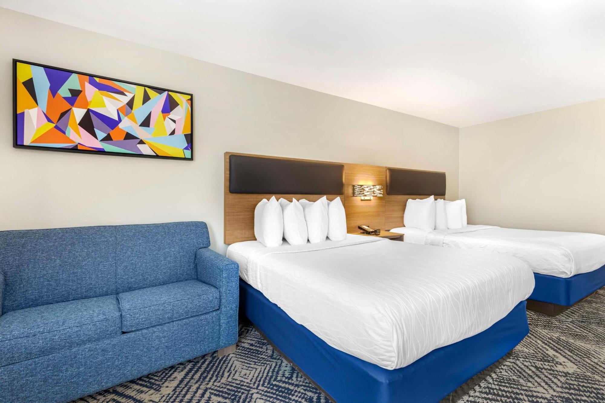 Queen Room with Two Queen Beds - Non-Smoking