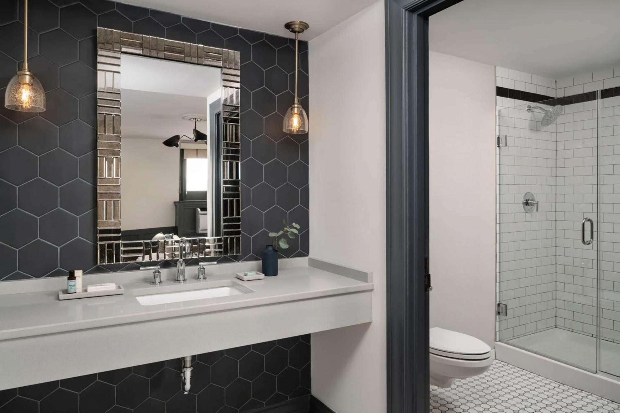 One-Bedroom Executive Suite, Non-Smoking