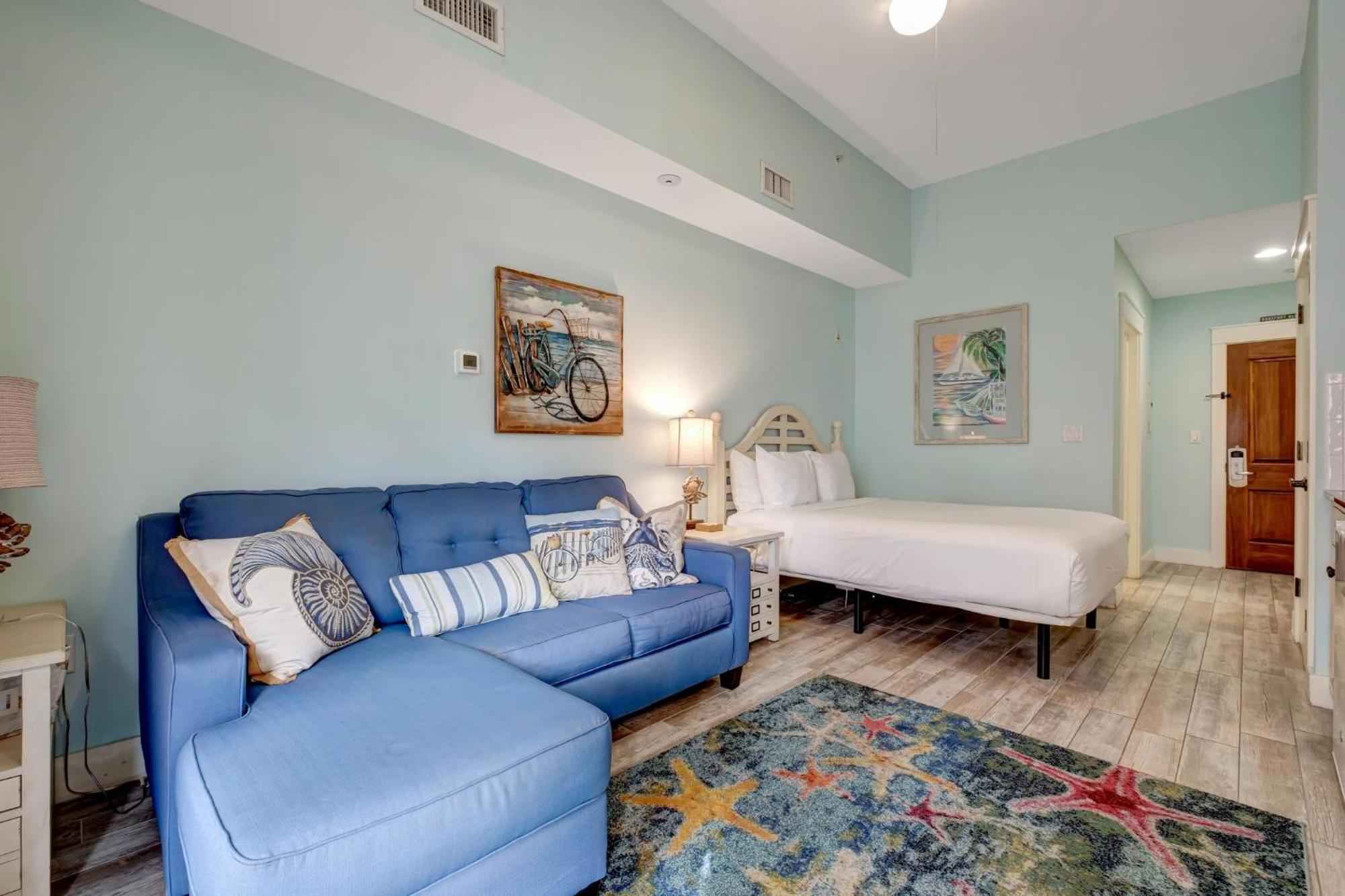 Holiday Home,1658794158:JPEG