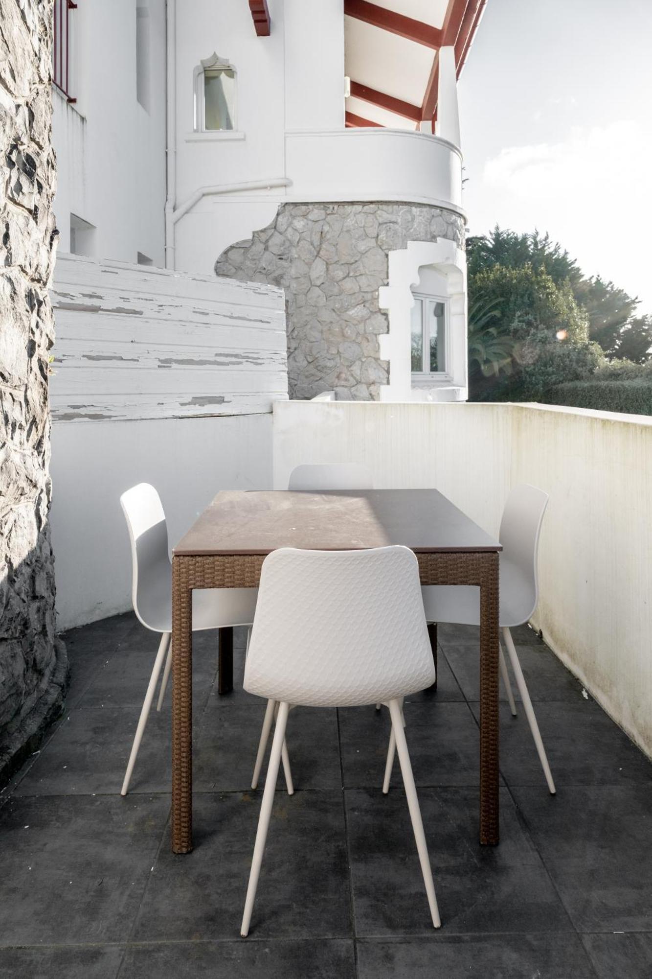 Studio avec Balcon
