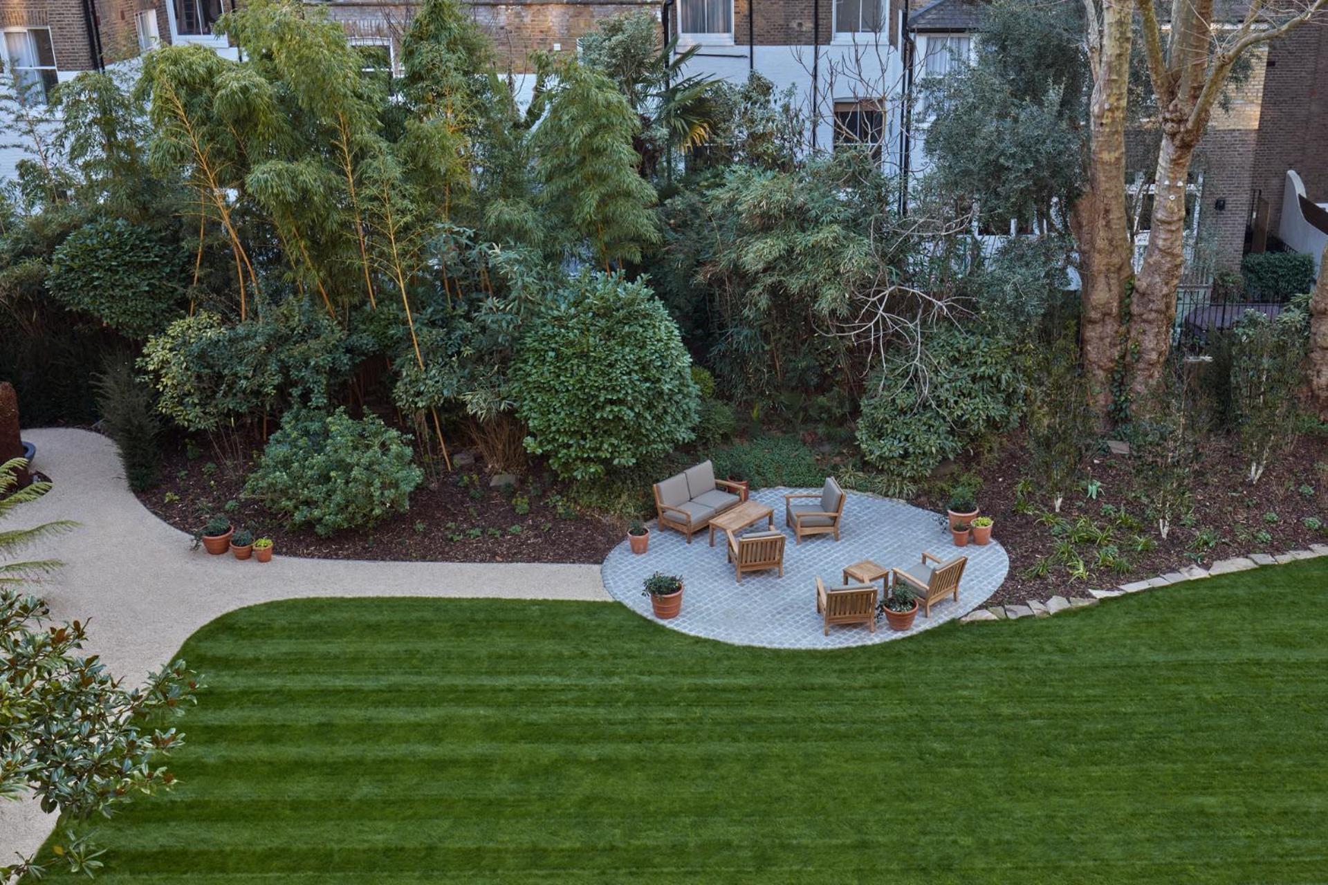 The Classic Garden View,1659453492:JPEG