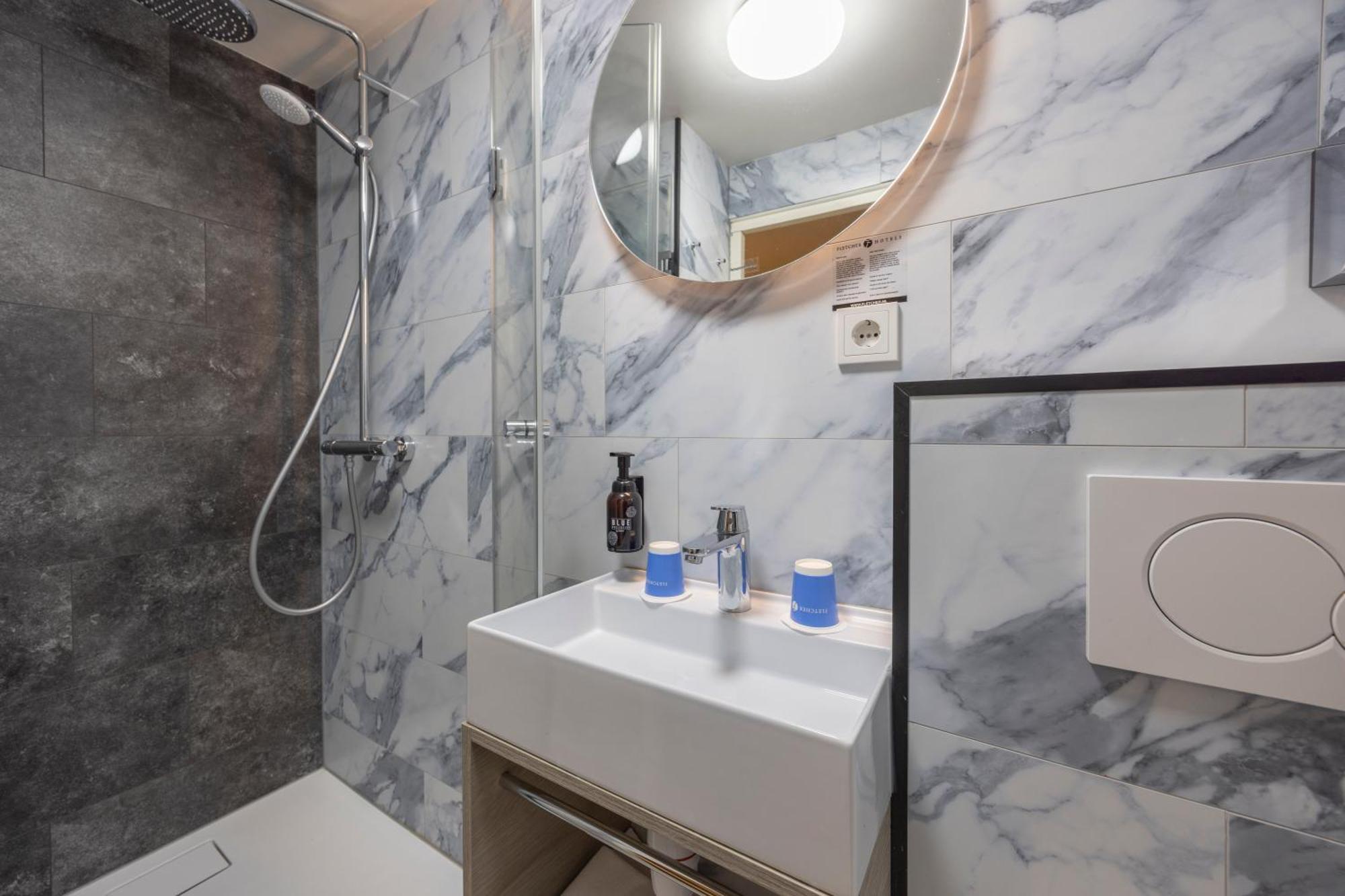 Kleine Kamer met Balkon