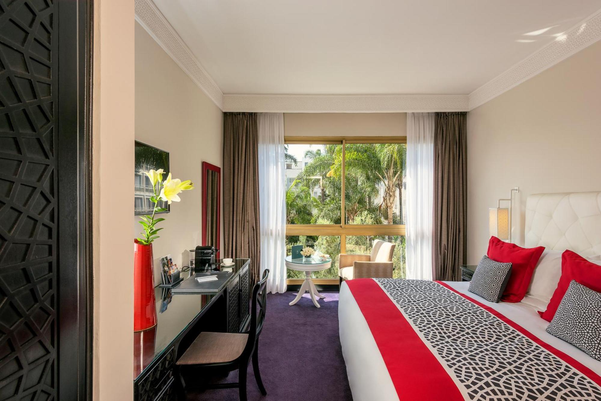 Chambre Supérieure Lit King-Size - Vue sur Jardin