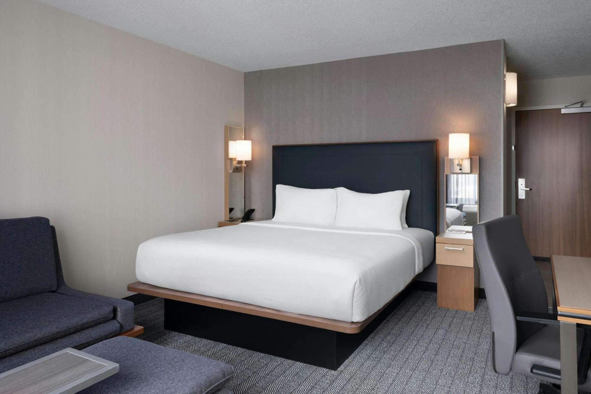 King Room with Sofa Bed