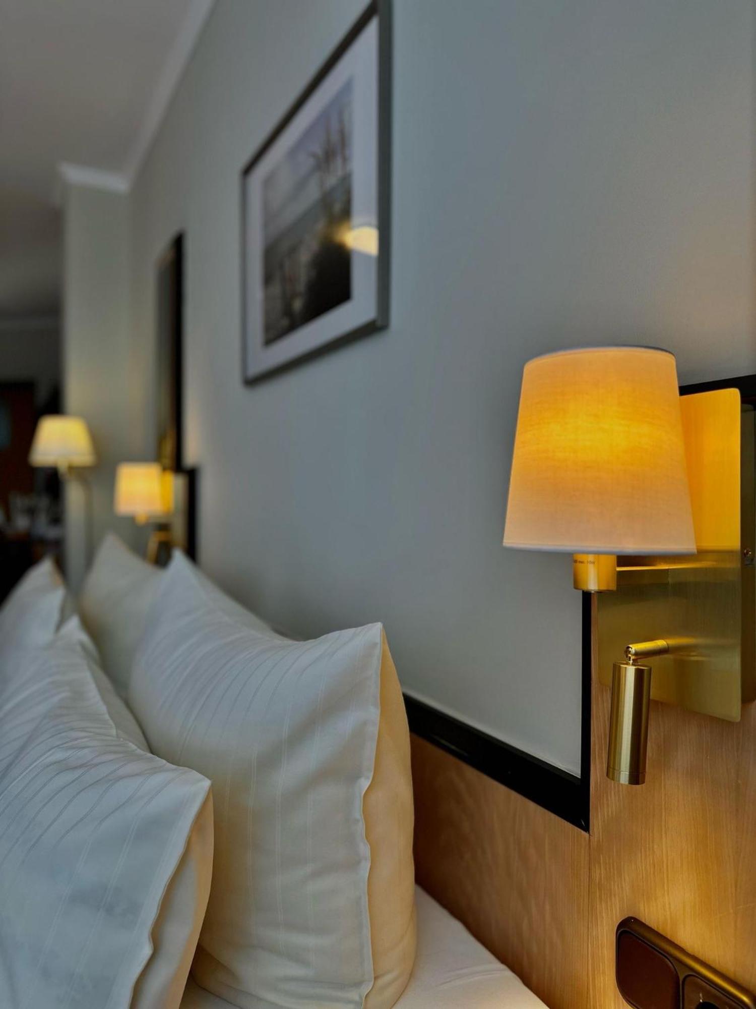 Familiensuite mit Balkon