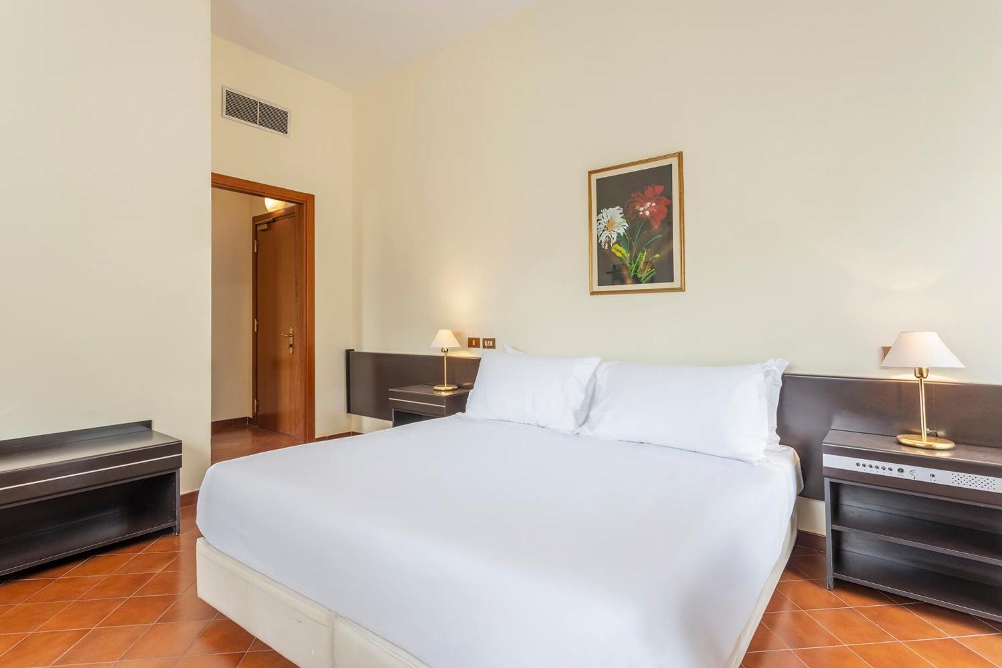 Economy Double or Twin Room,1665398675:JPEG