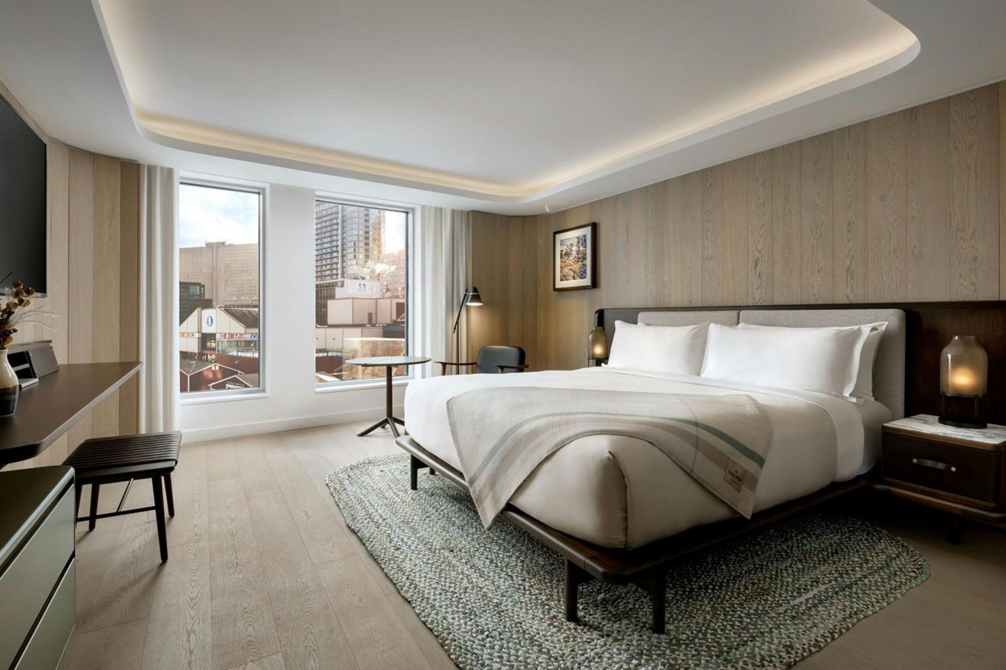 Standard King Room