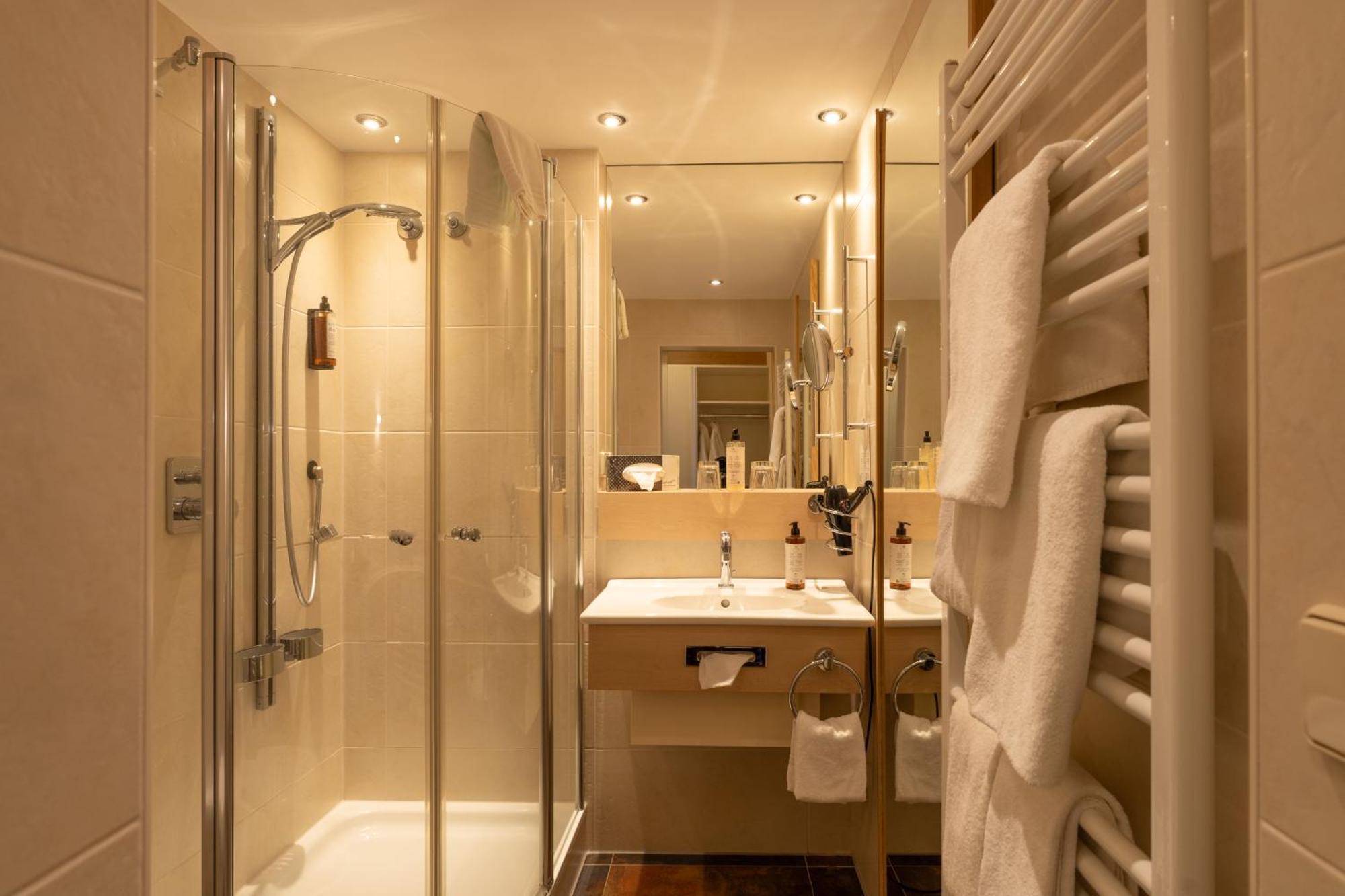 Doppelzimmer 30 m²
