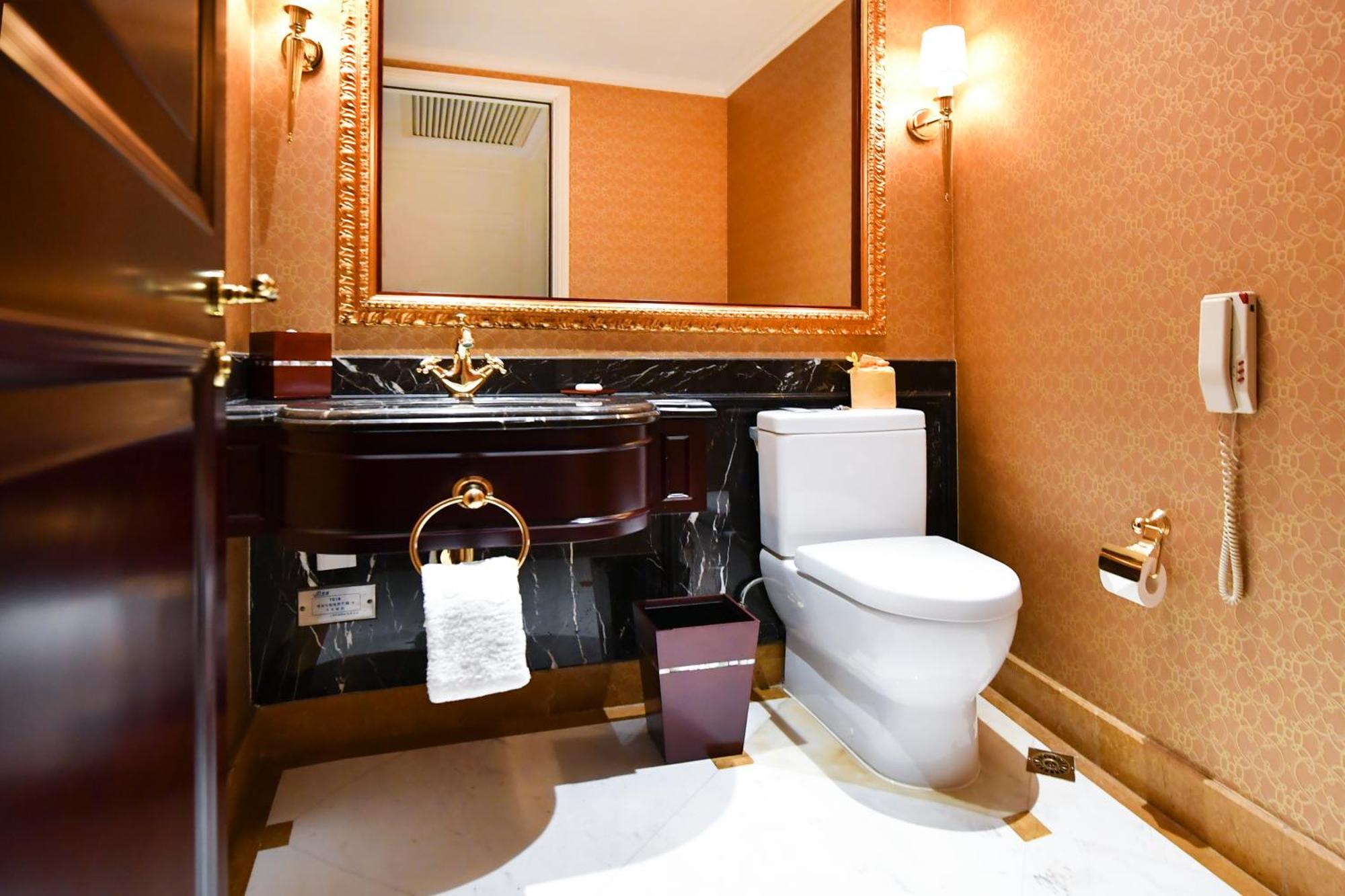 Business Suite