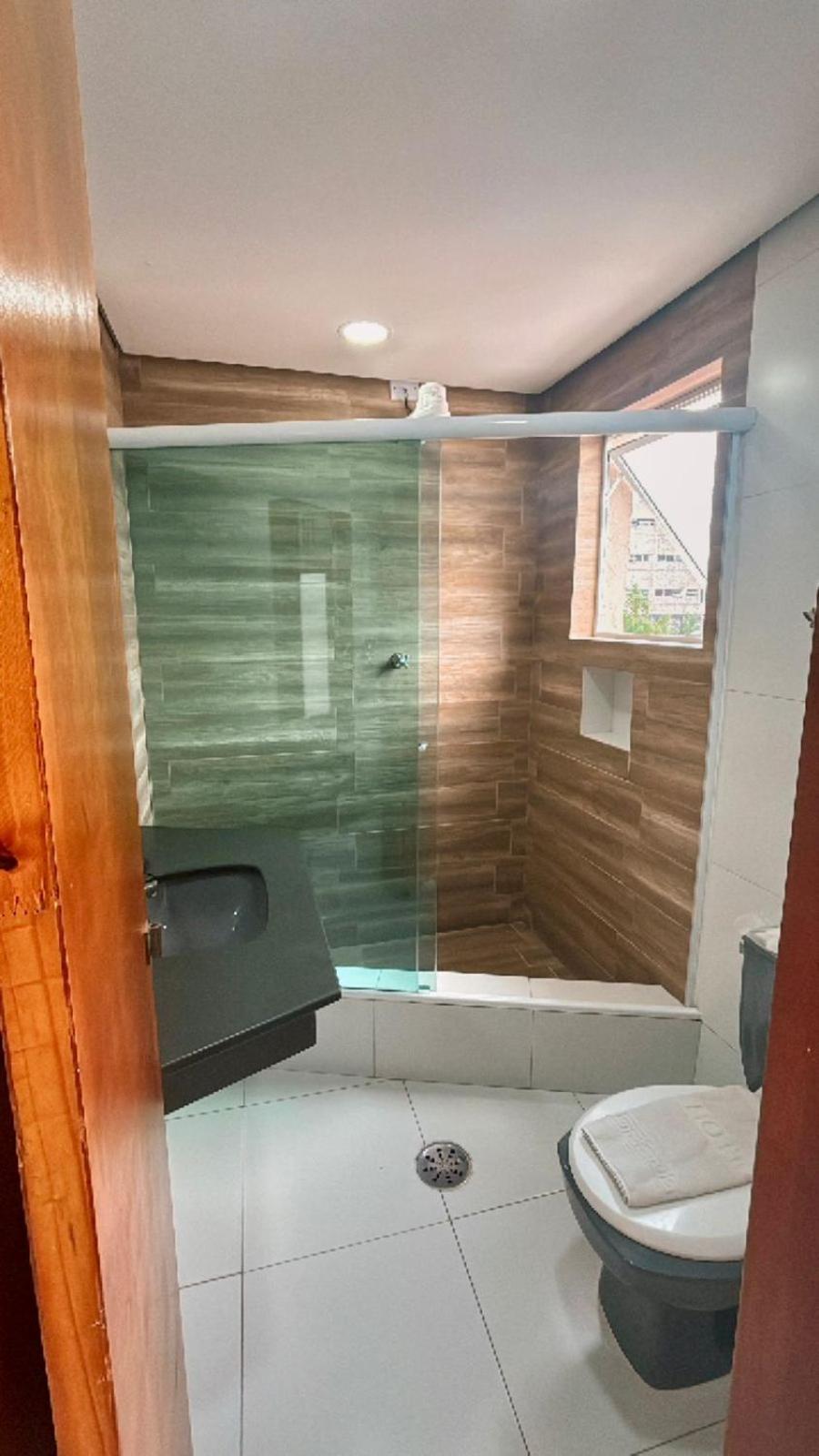 Quarto Superior com 2 Camas de Solteiro