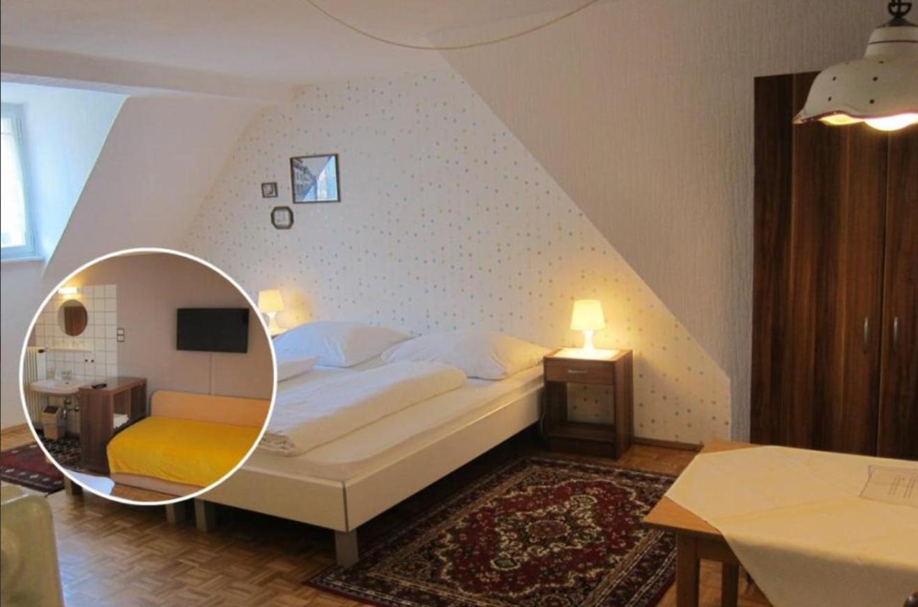 Doppelzimmer mit Gemeinschafts-WC