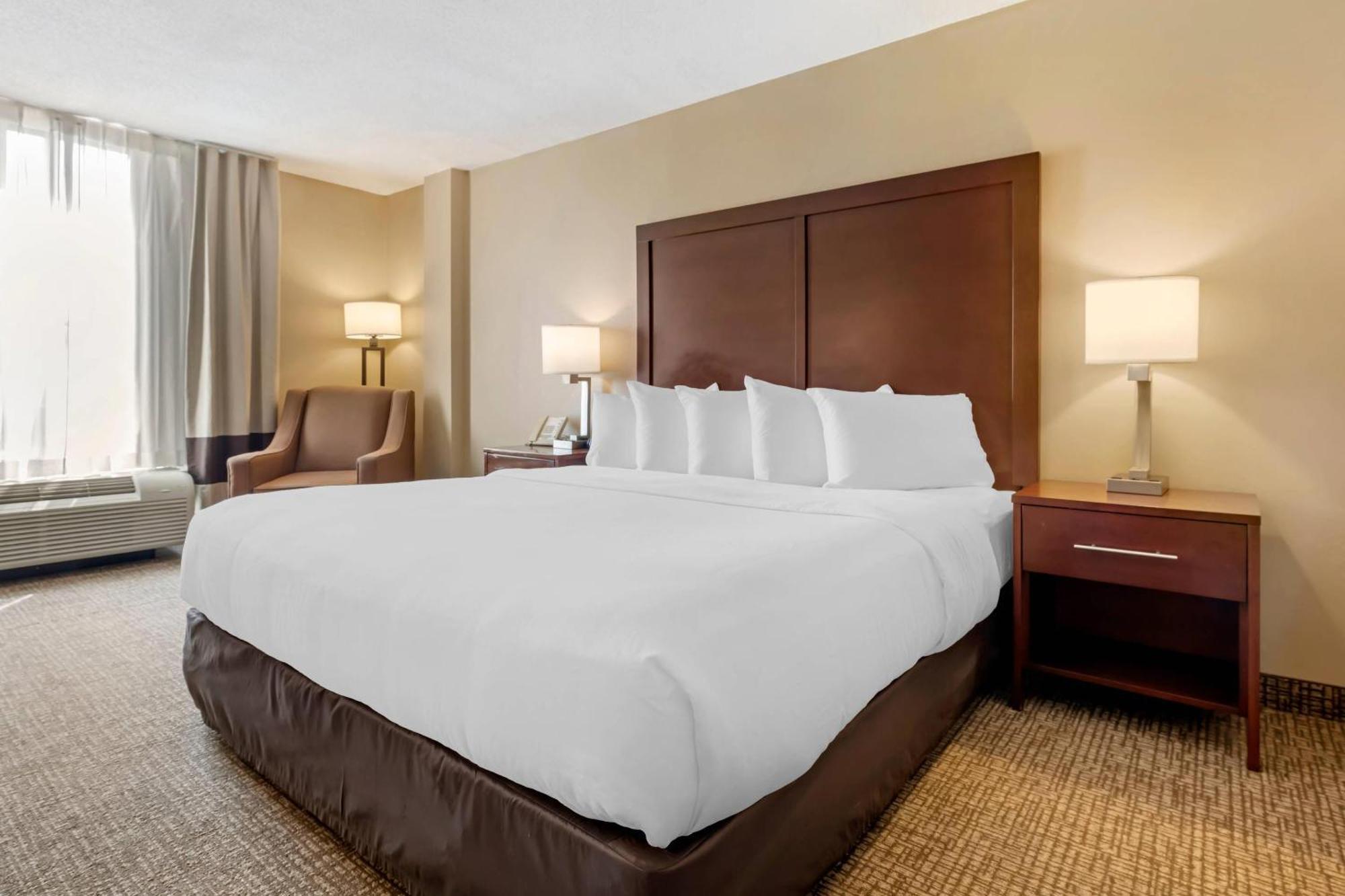 Superior King Room - Non-Smoking