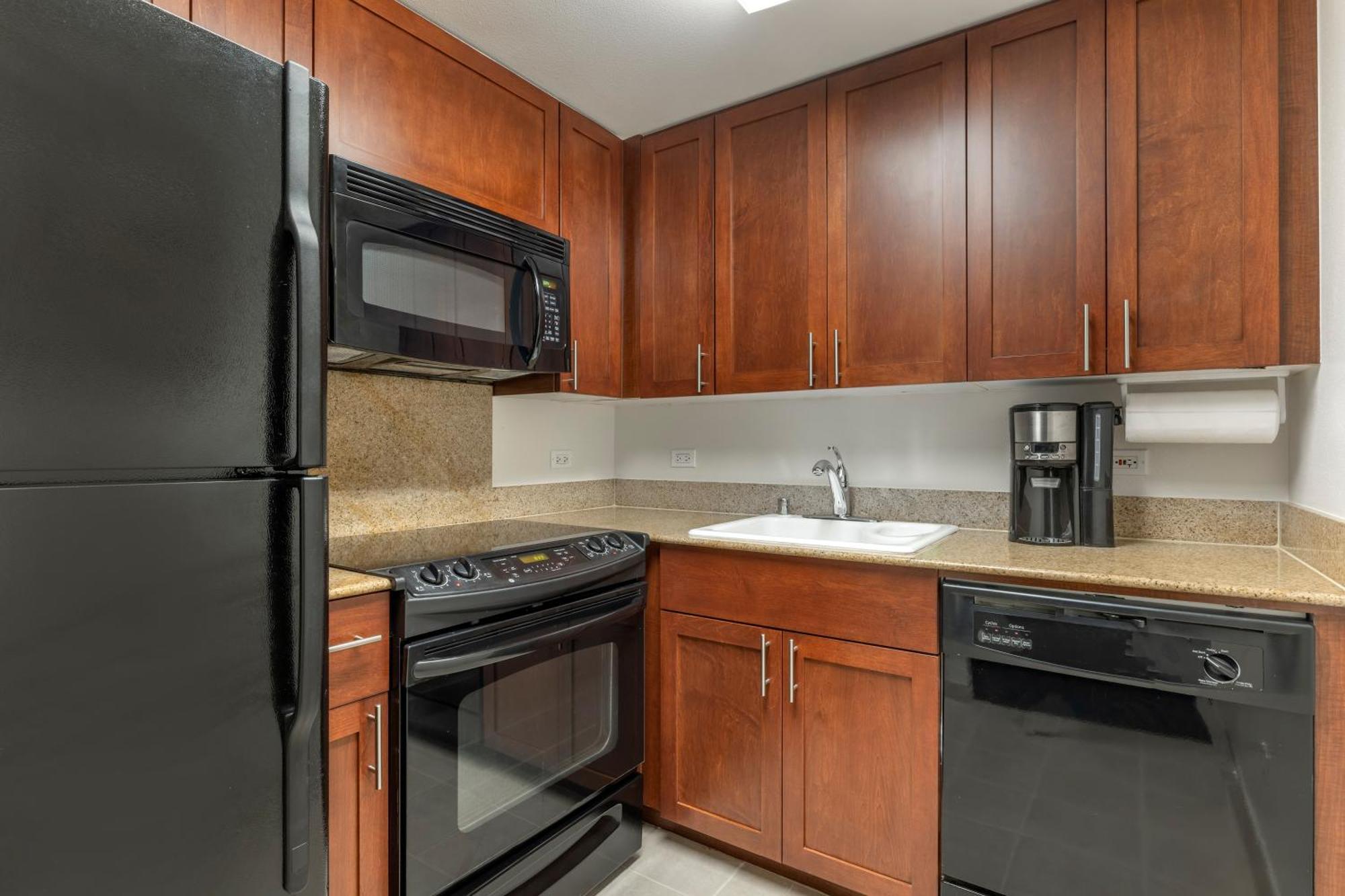 One-Bedroom King Suite with Sofa Bed and View - Lagoon Tower