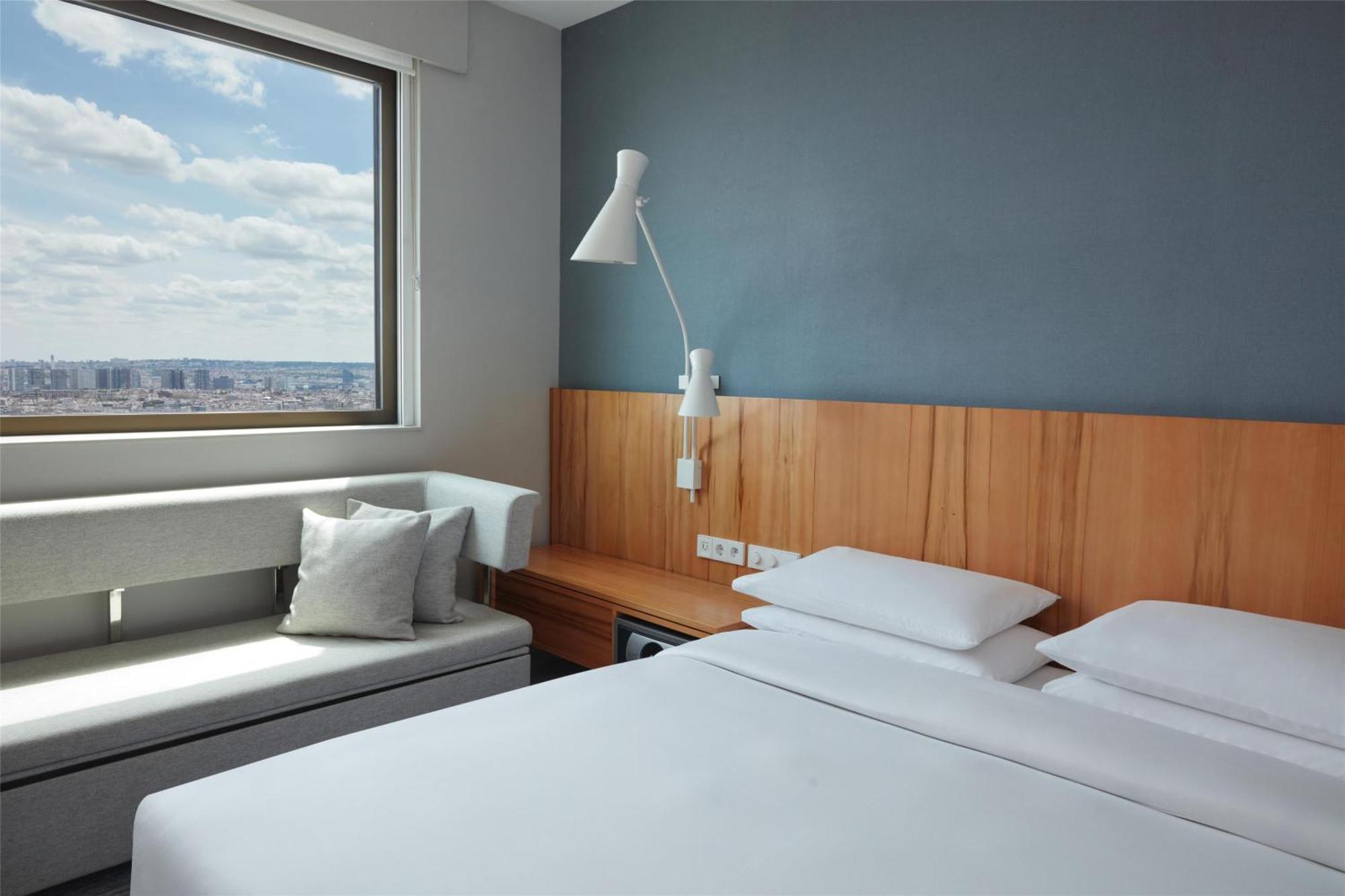 Kamer met Kingsize Bed en Uitzicht op de Eiffeltoren - Toegang tot de Hoge Verdieping/Club