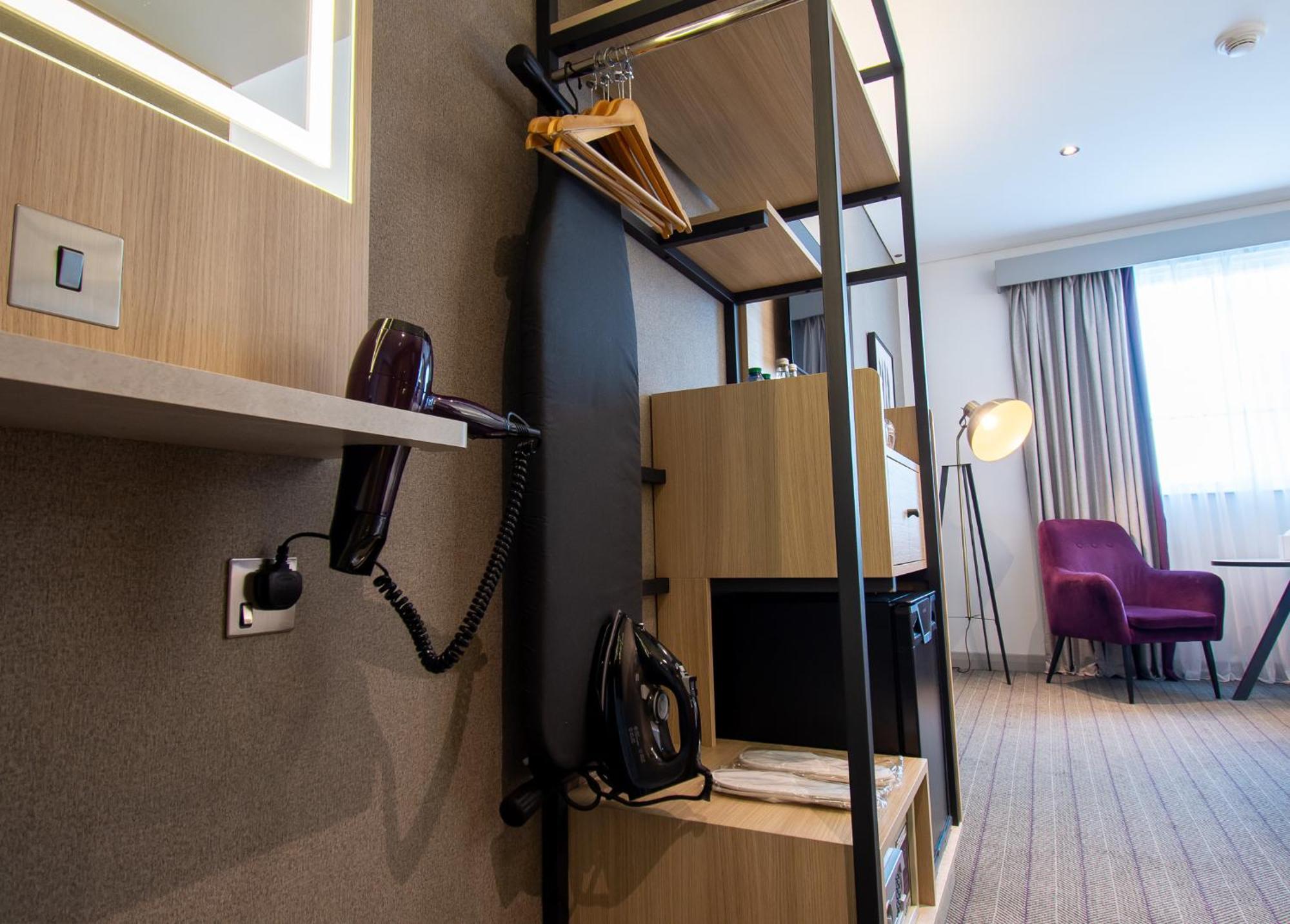 Premier Plus Double Room – Non smoking – exclusive floor, sleep spray, and welcome treats!