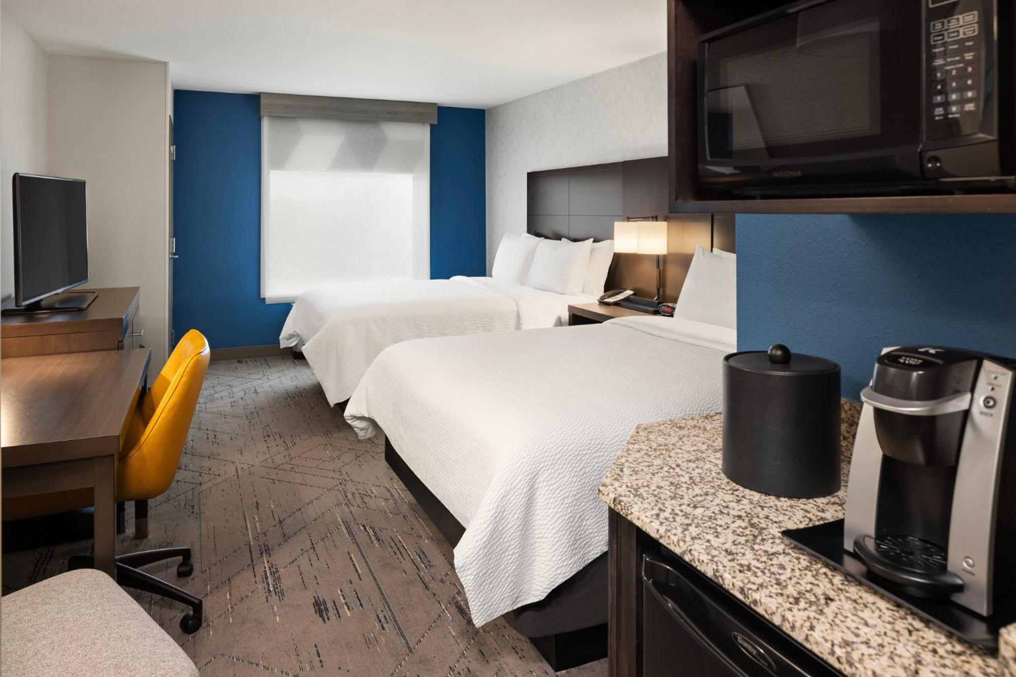 Queen Room - Hearing Accessible