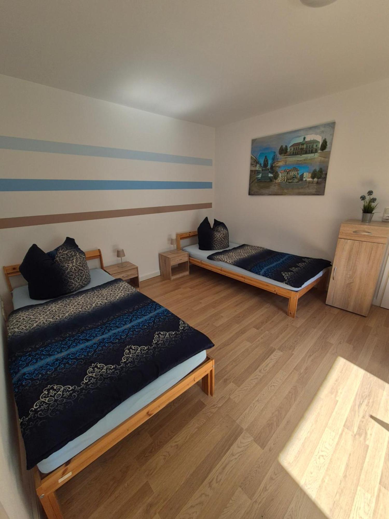 Kleines Zweibettzimmer
