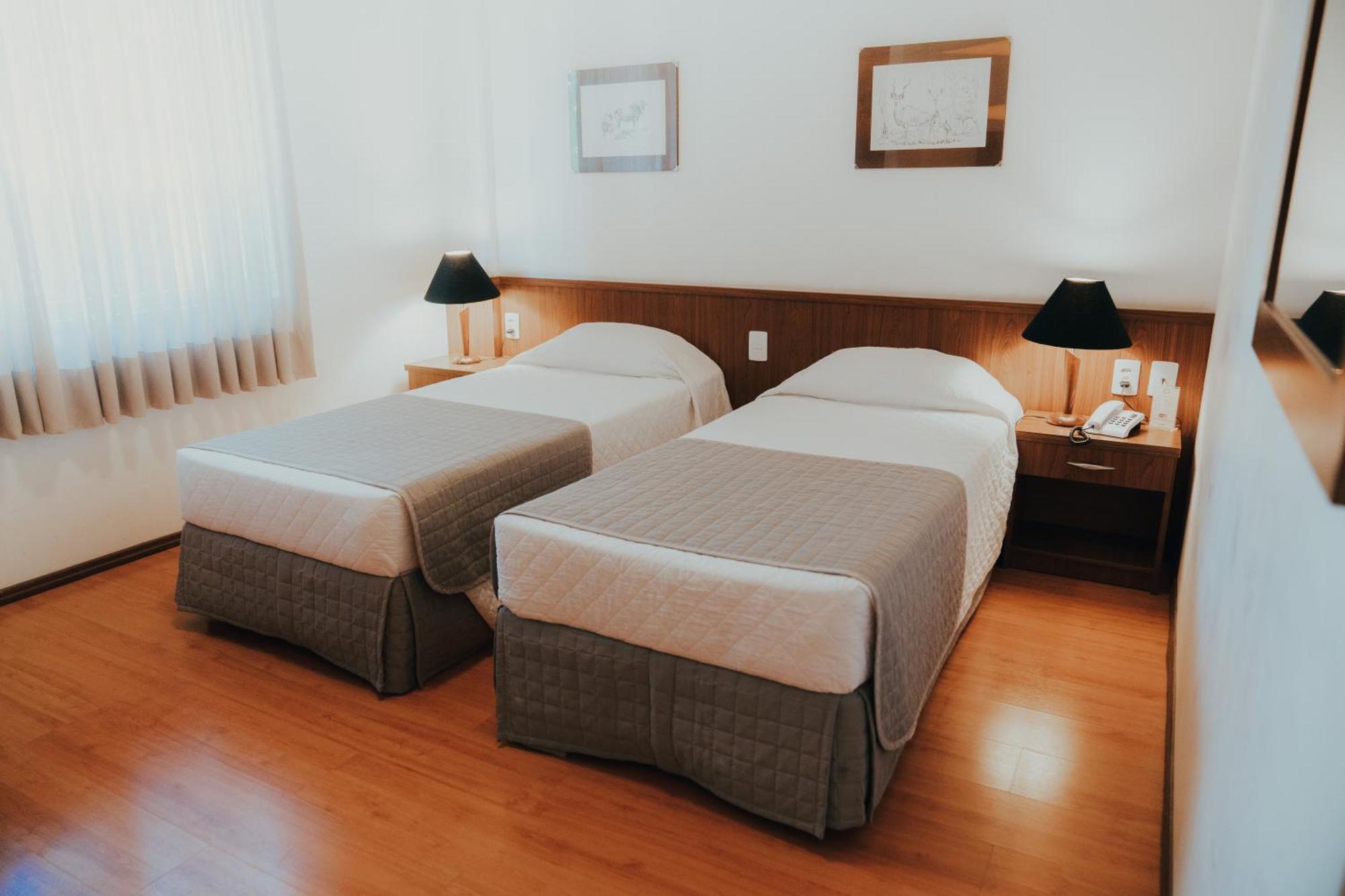 Quarto Standard com 2 Camas de Solteiro