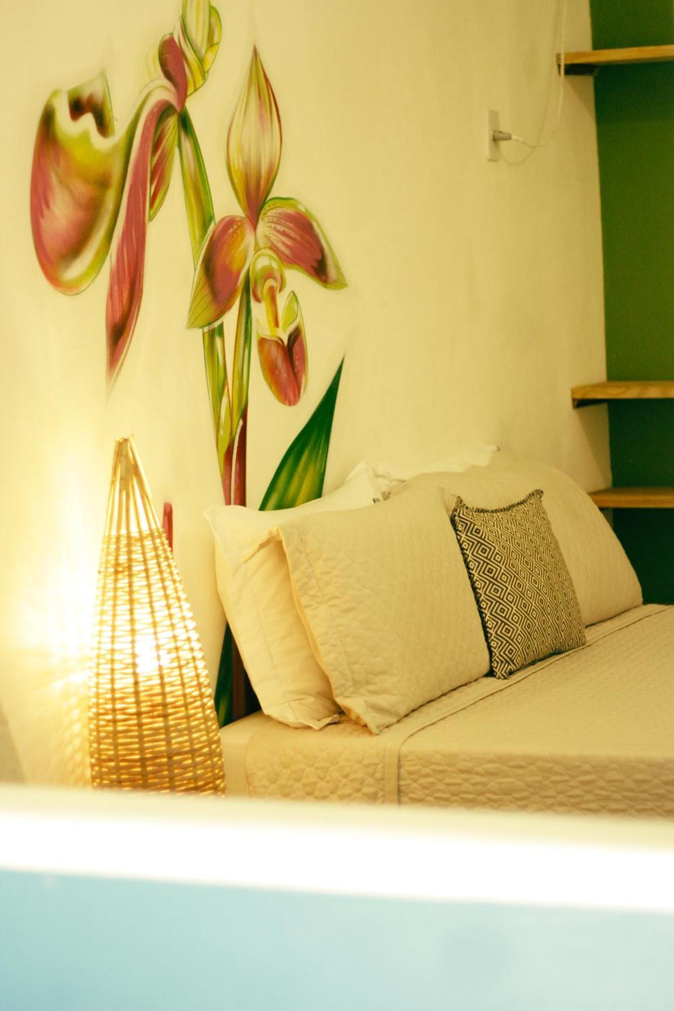 Quarto Triplo com Vista do Jardim