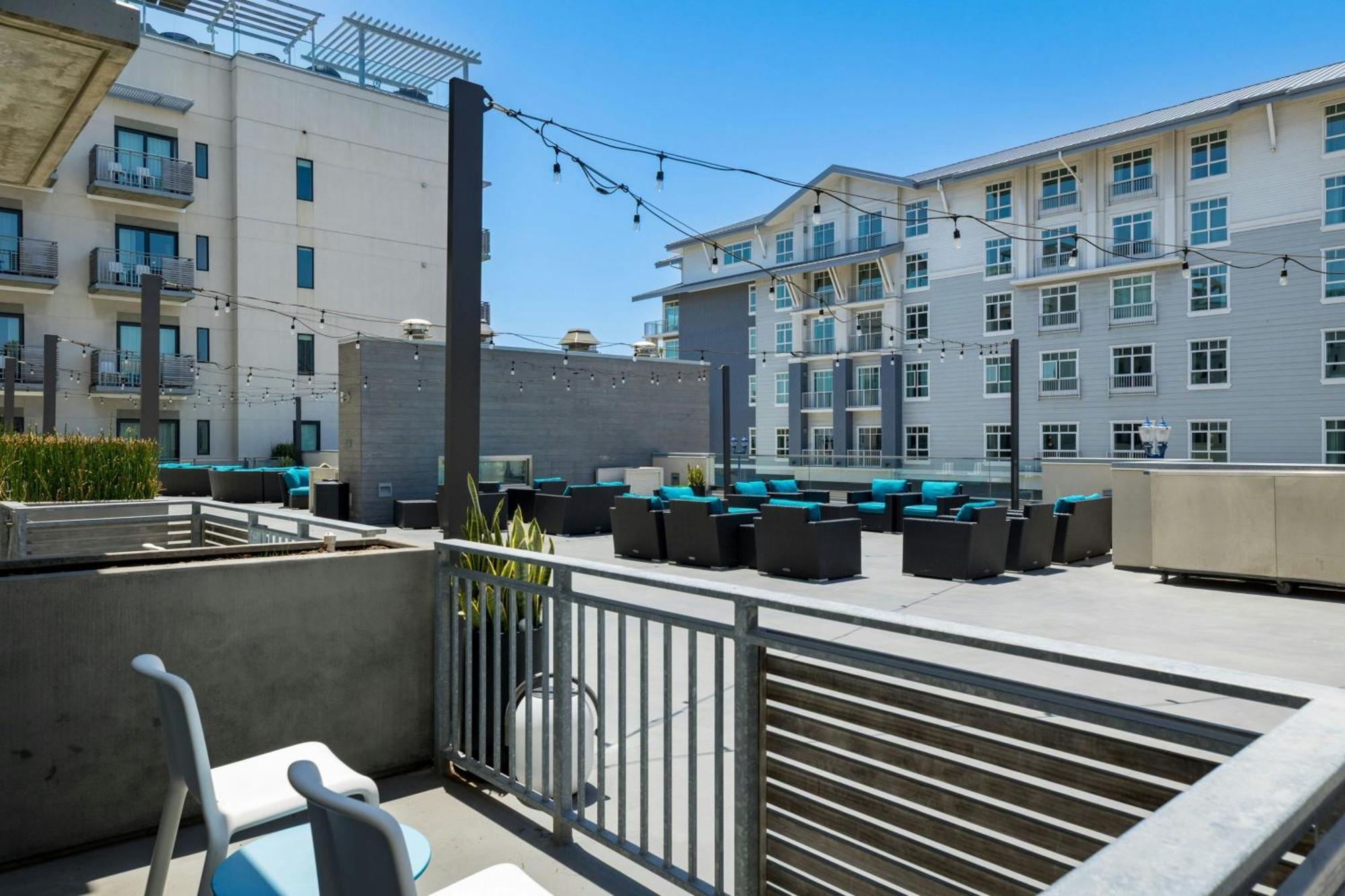 Larger King Studio Suite with Terrace