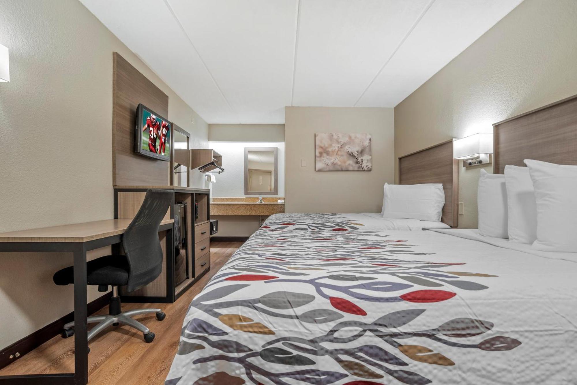 Deluxe Room with Two Double Beds Smoke Free