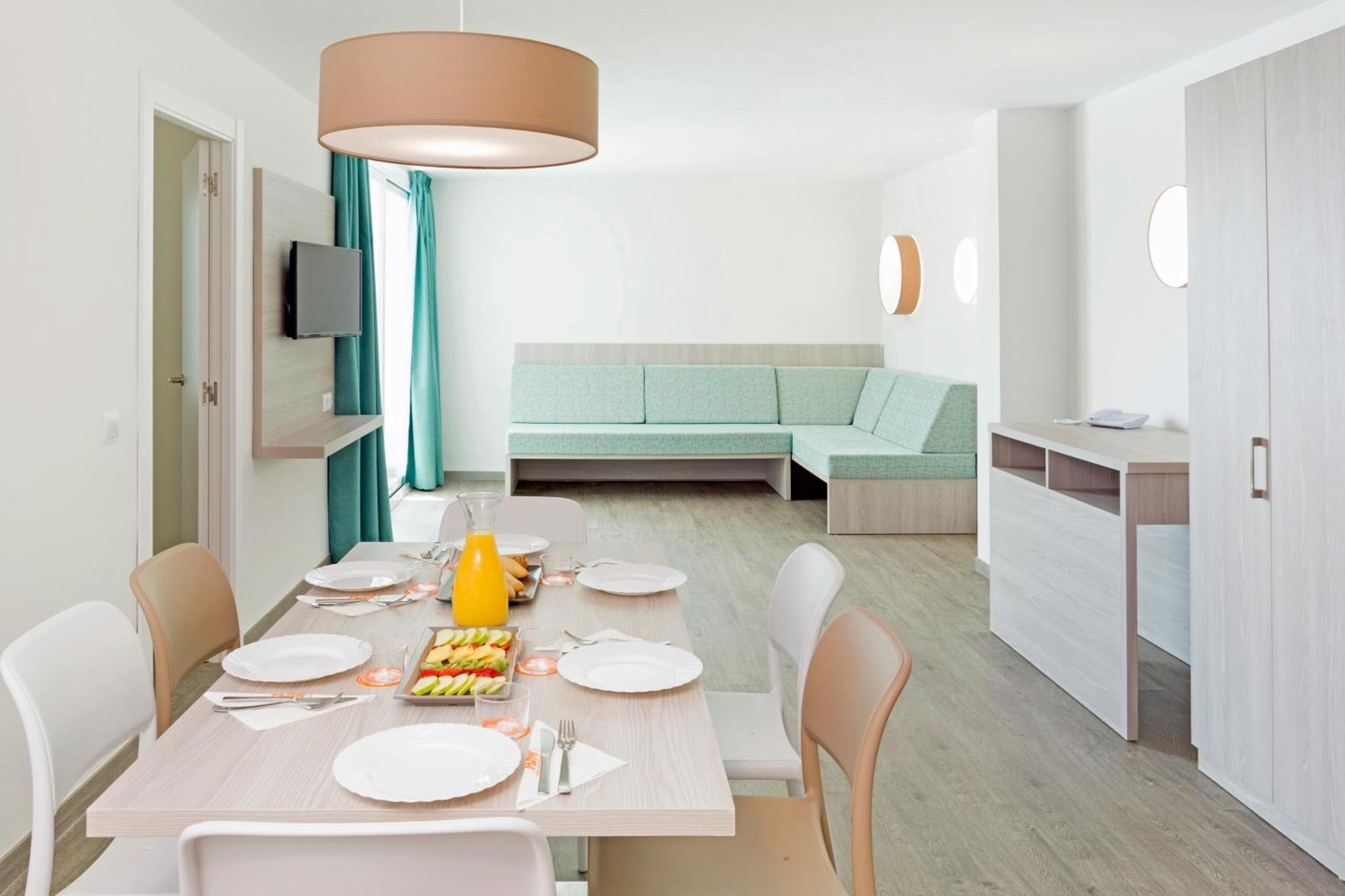 Apartamento de 2 dormitorios con terraza