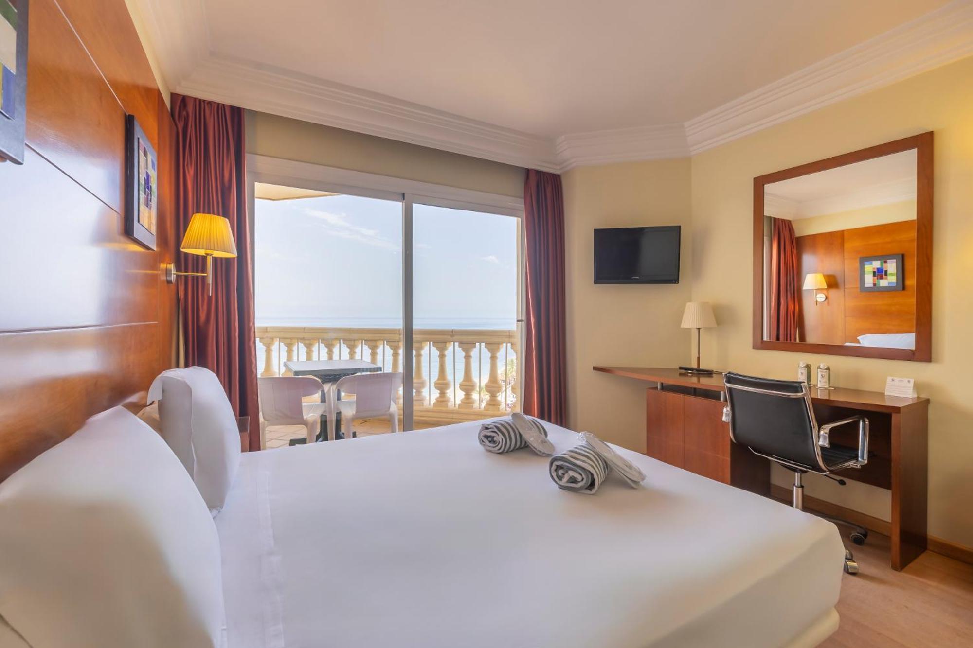 Double or Twin Room with Sea View,1681719929:JPEG