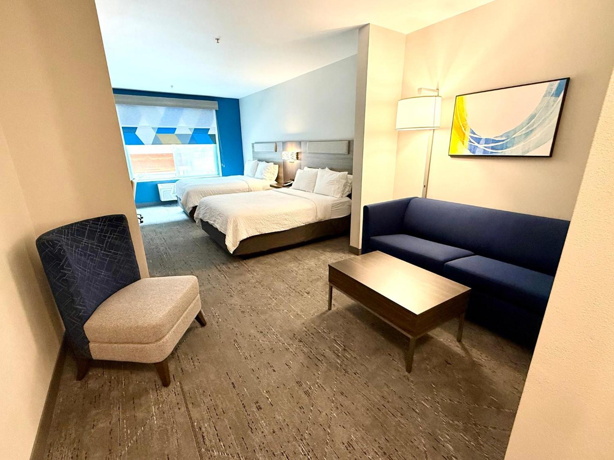 Queen Suite with Two Queen Beds and Sofa Bed