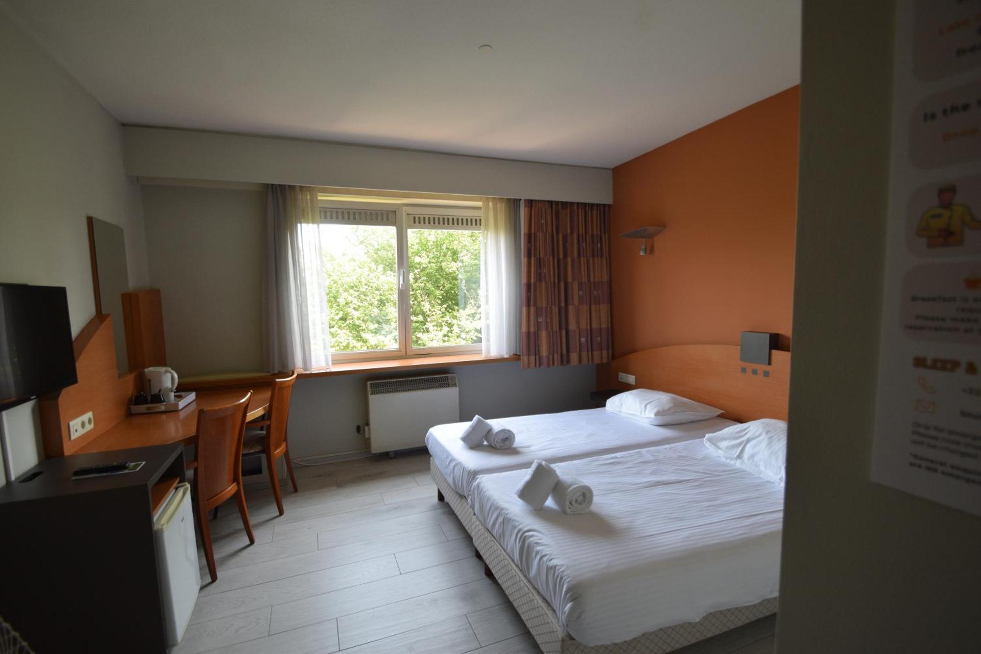 Executive Room Twin daily cleaning,1682930167:JPEG