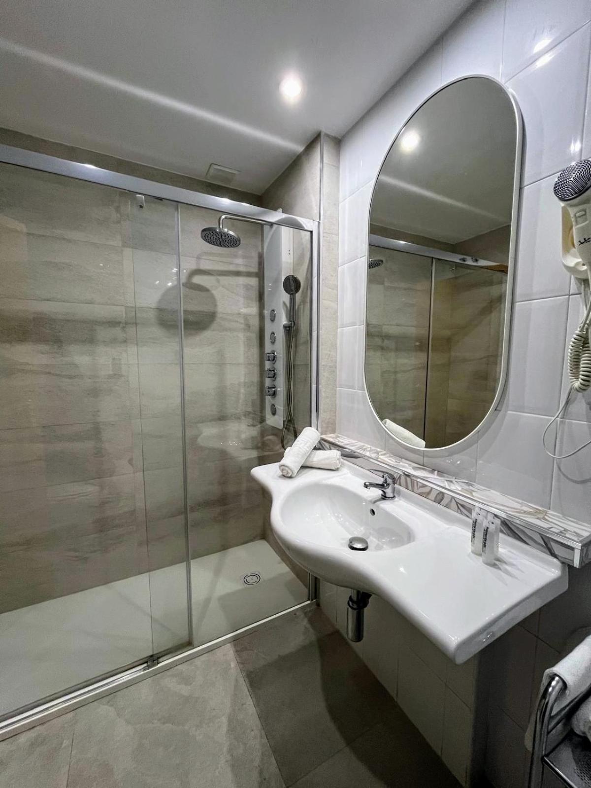 Two-Bedroom Apartment Penthouse,1682941997:JPEG
