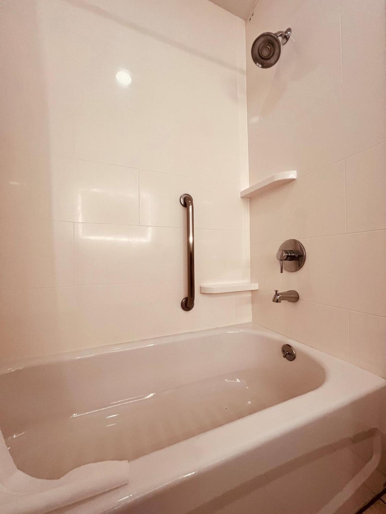 King Suite,1681730323:JPEG