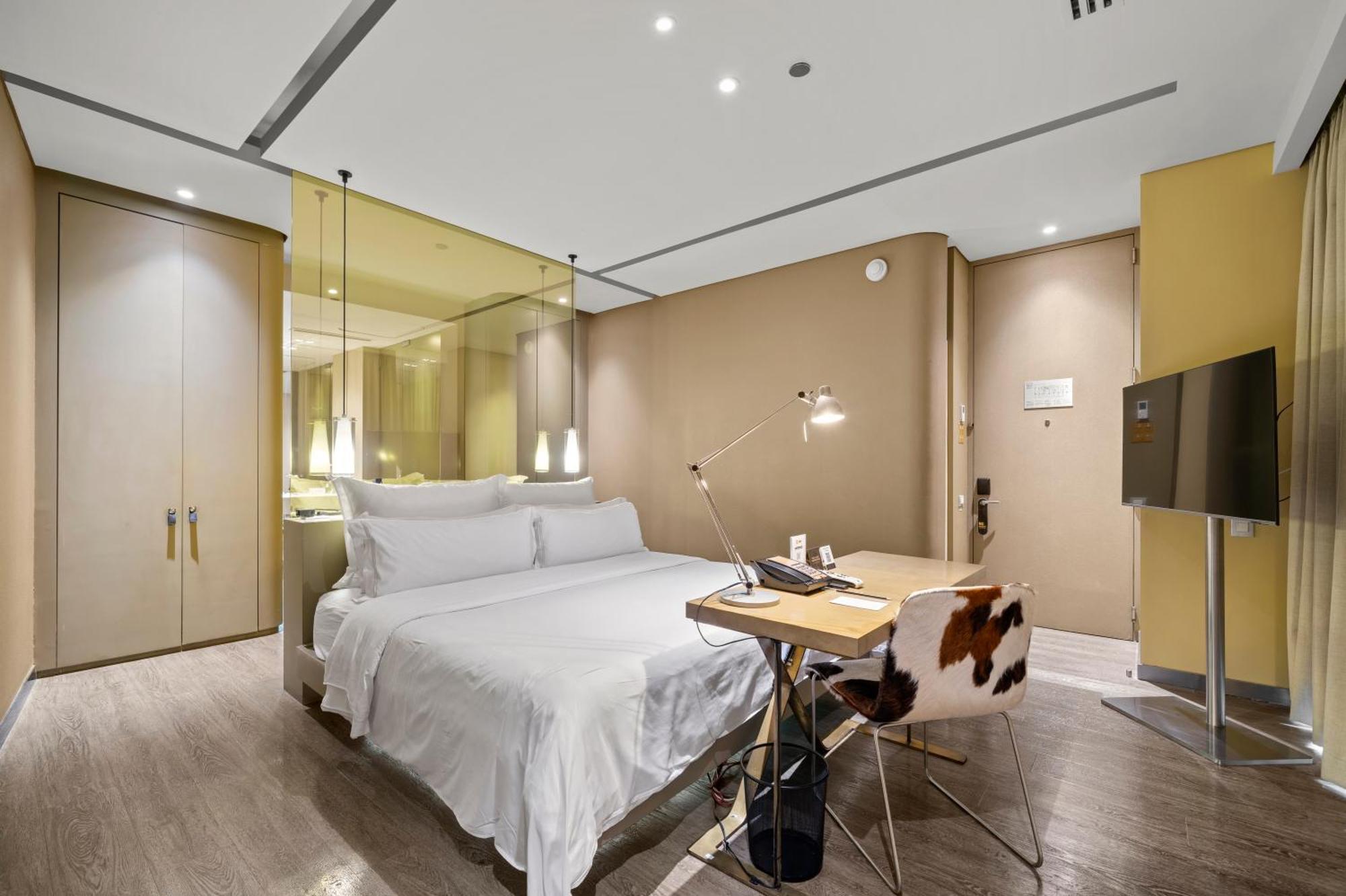 Quarto com Cama King-size e Varanda