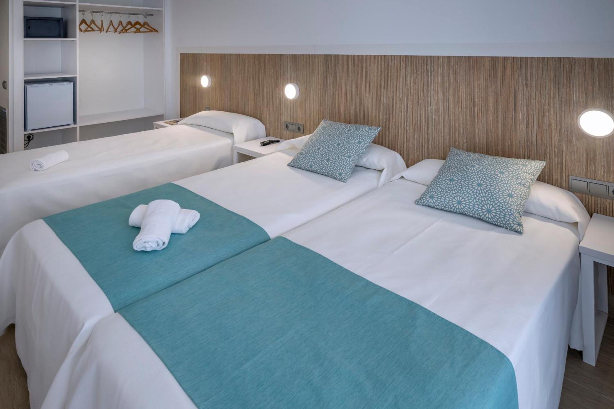 Habitación Triple Estándar (2 adultos + 1 niño)