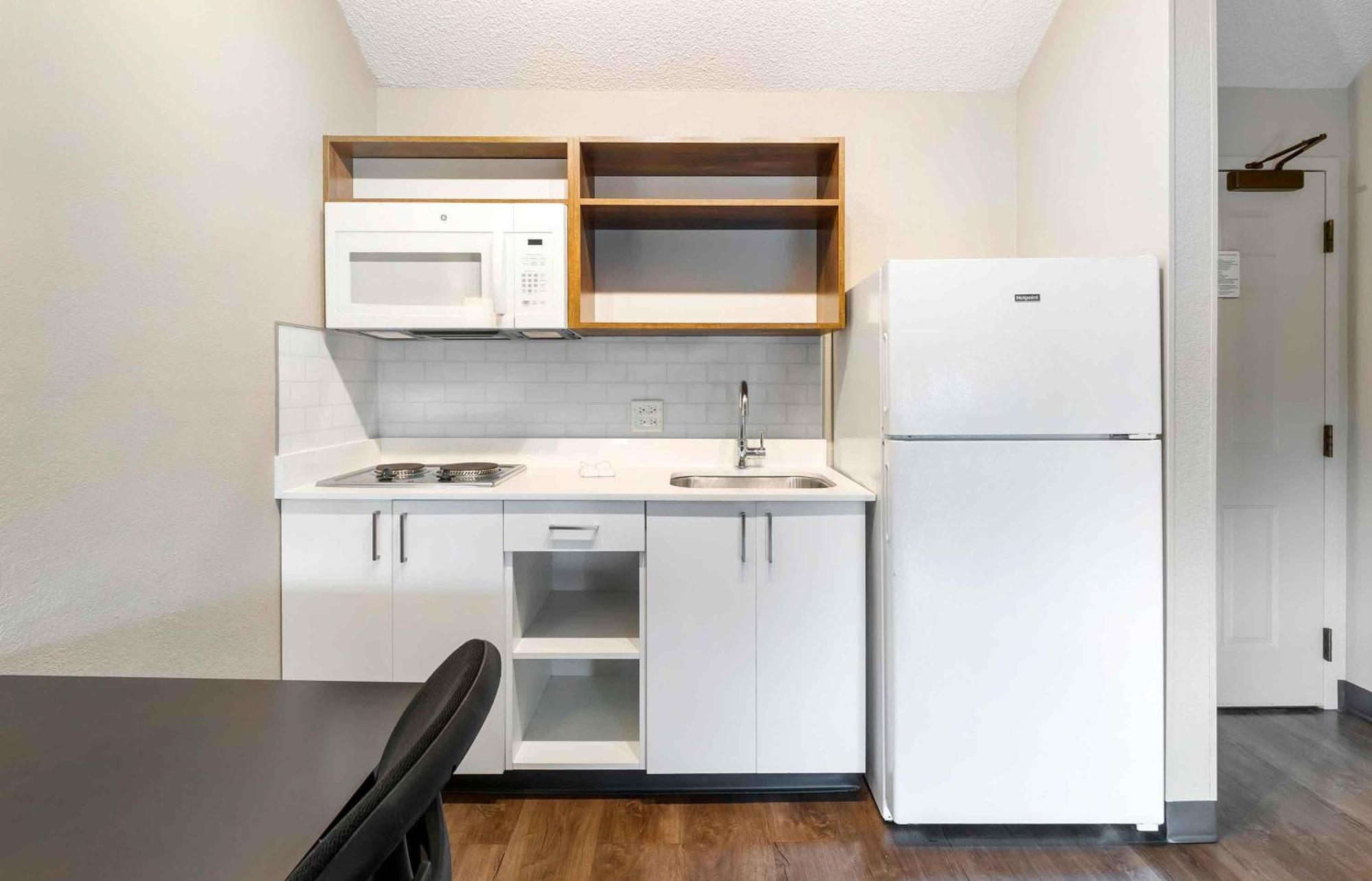 Superior Studio with 2 Double Beds and 1 Sofa Bed - Non-Smoking
