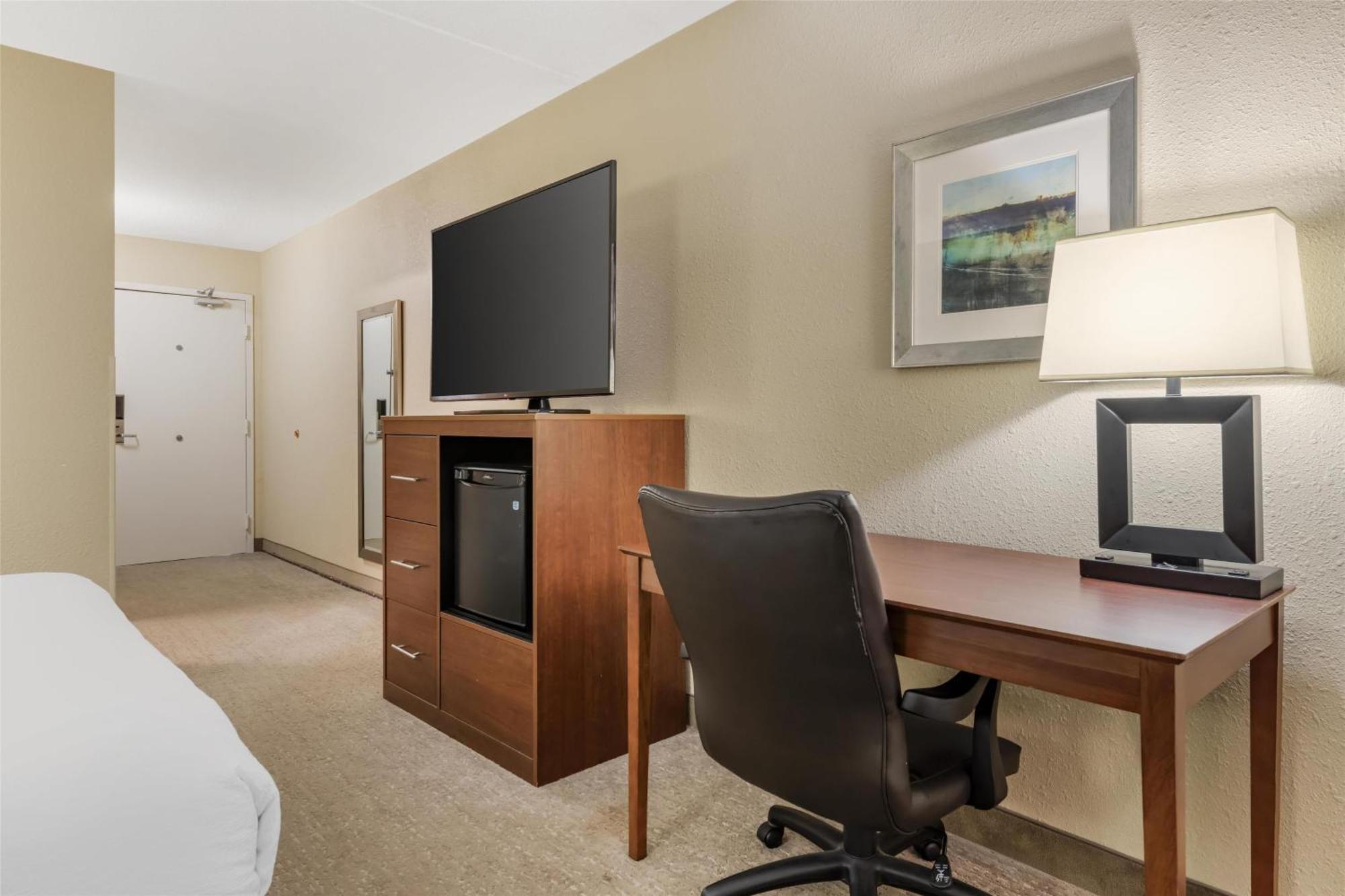 King Room - Mobility Accessible