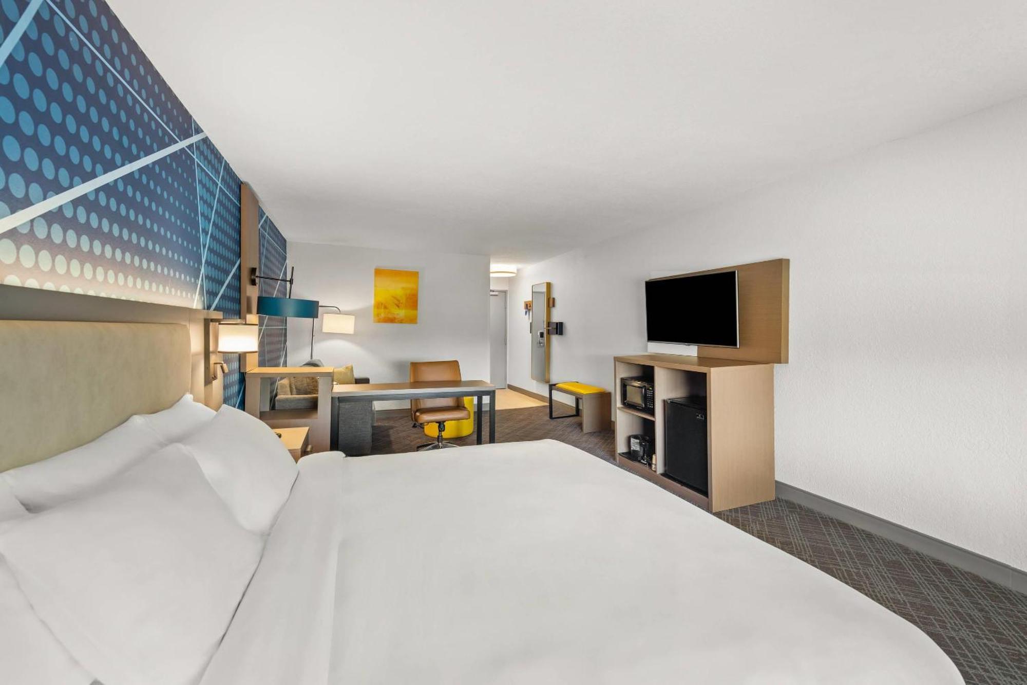 King Suite with Sofa Bed - Non Smoking