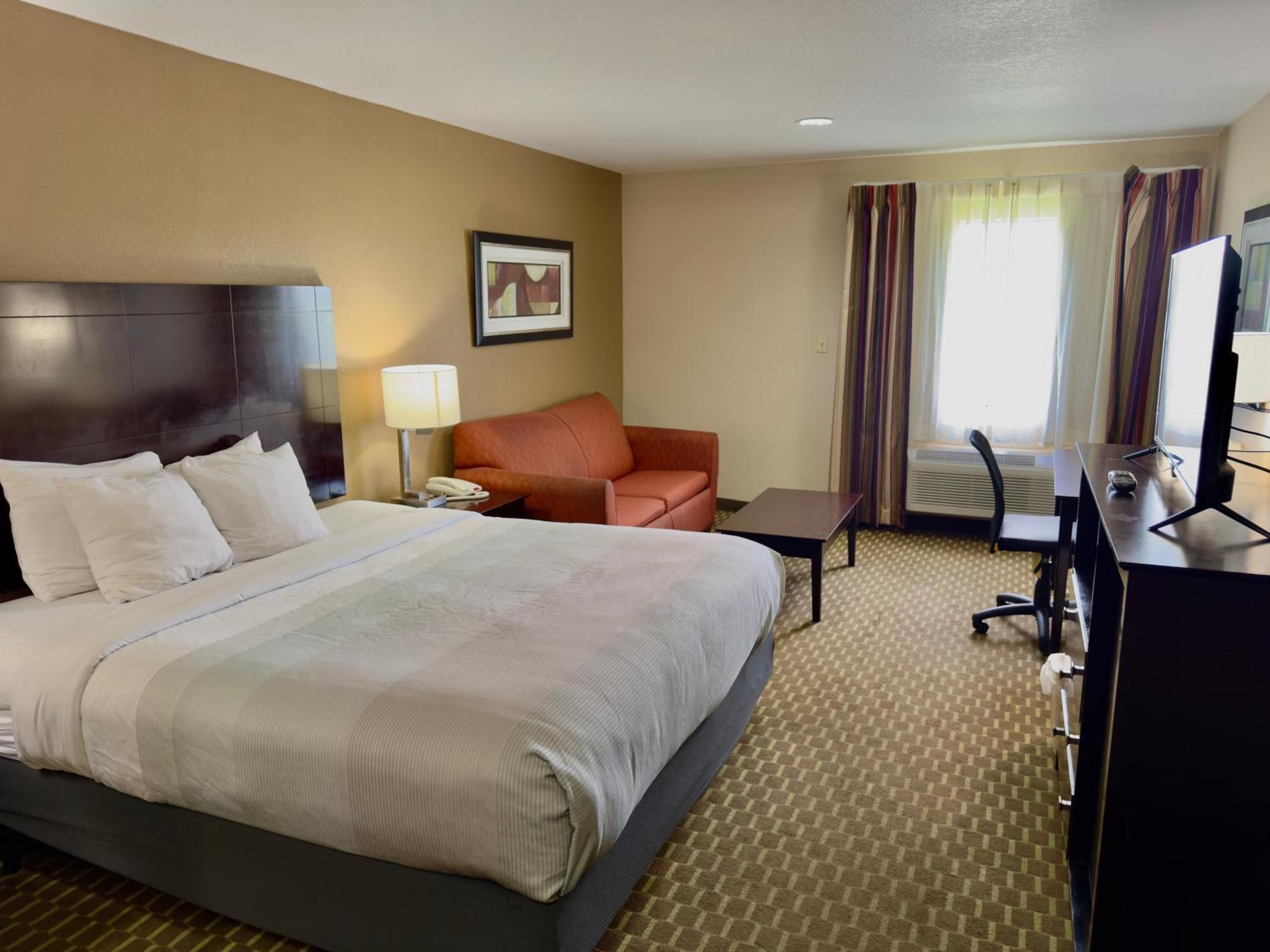 King Room - Accessible/Non-Smoking