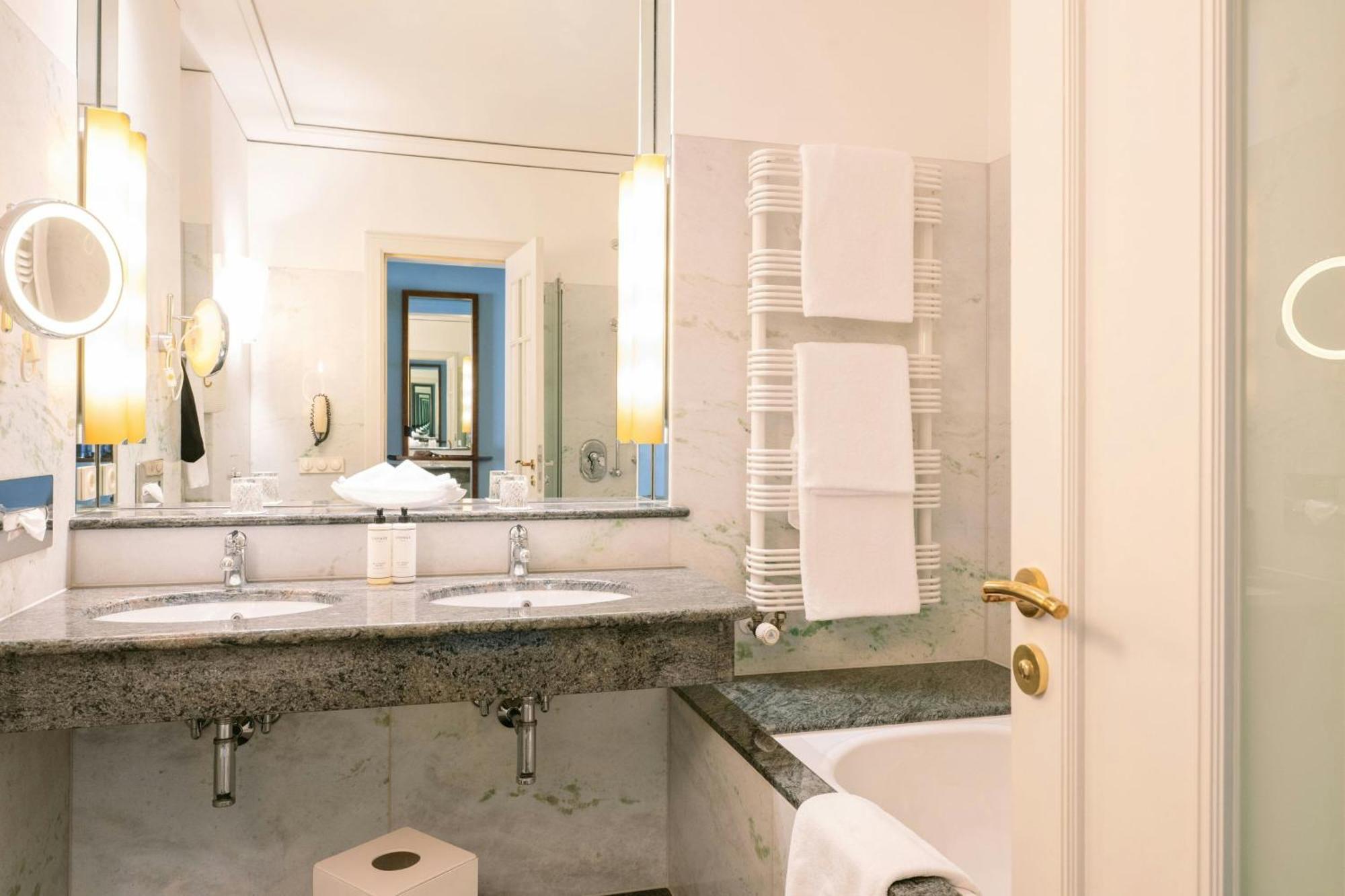 Deluxe Doppelzimmer mit Flussblick