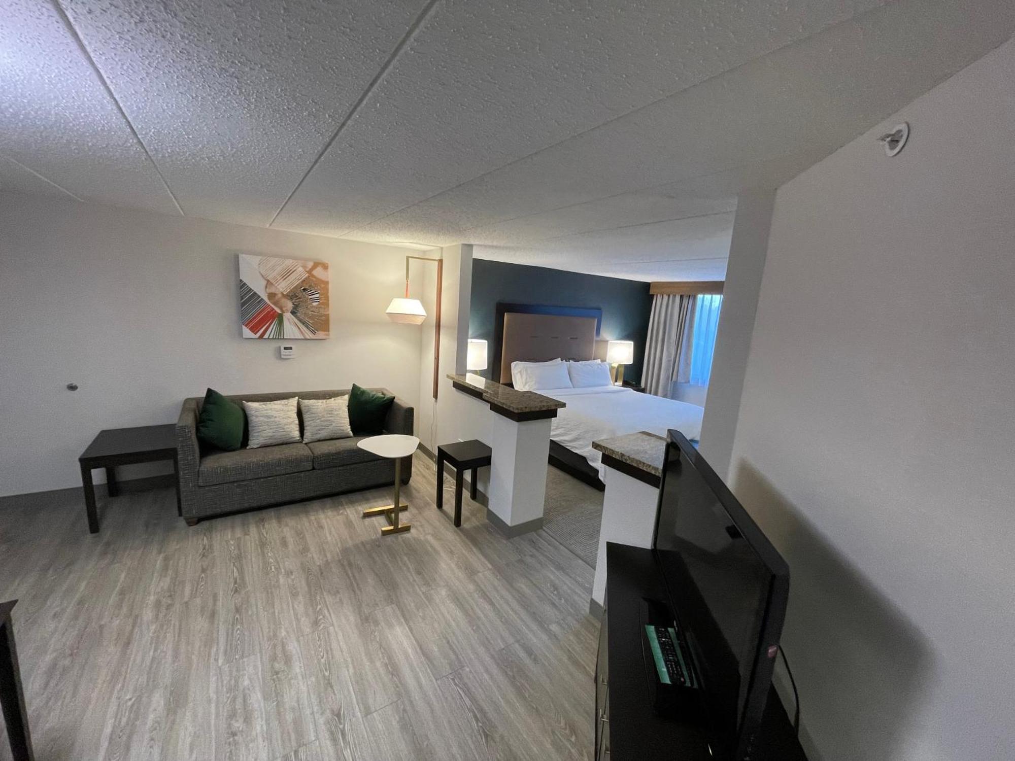 Standard Suite