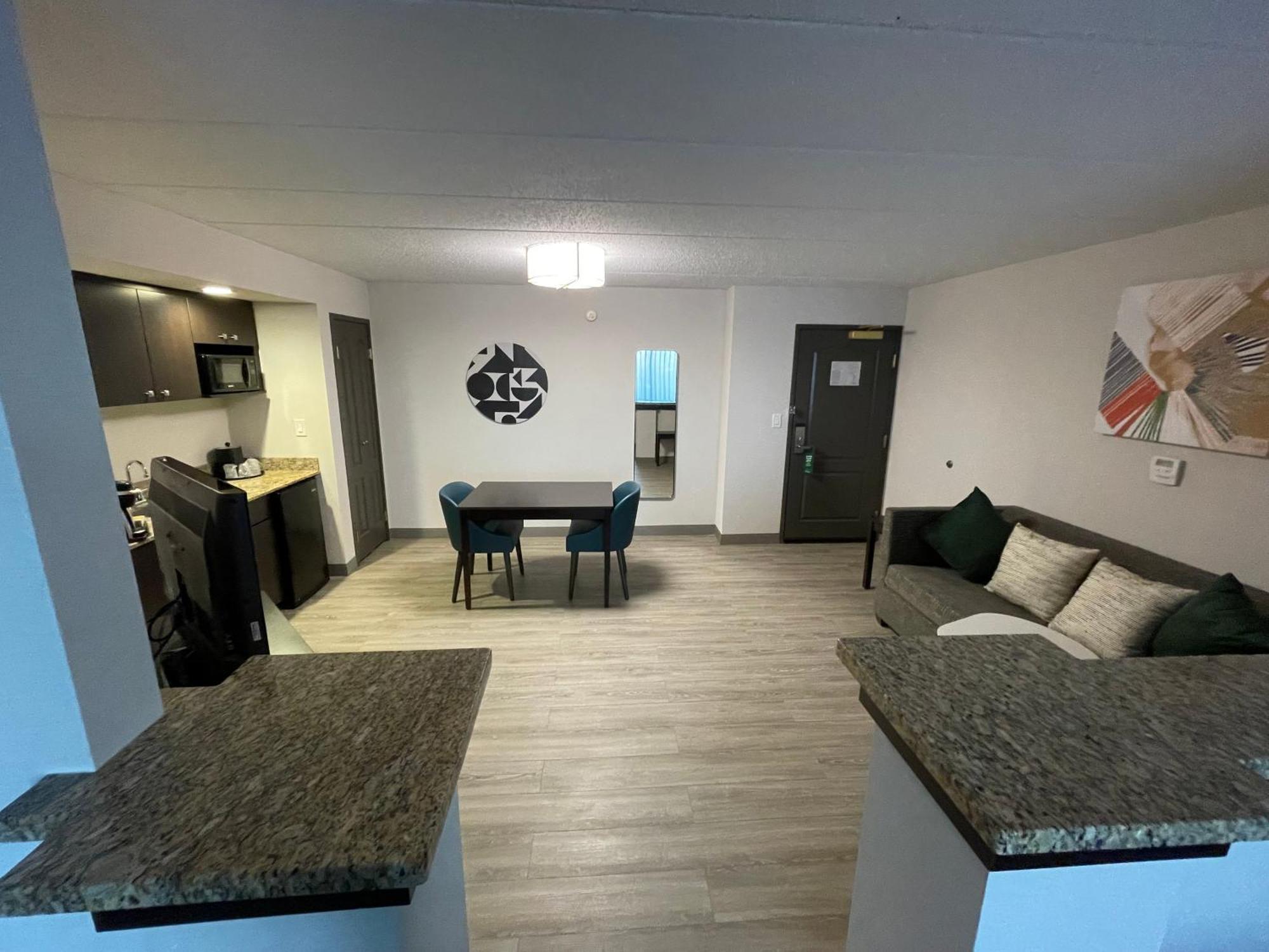 One-Bedroom Suite with Sofa Bed