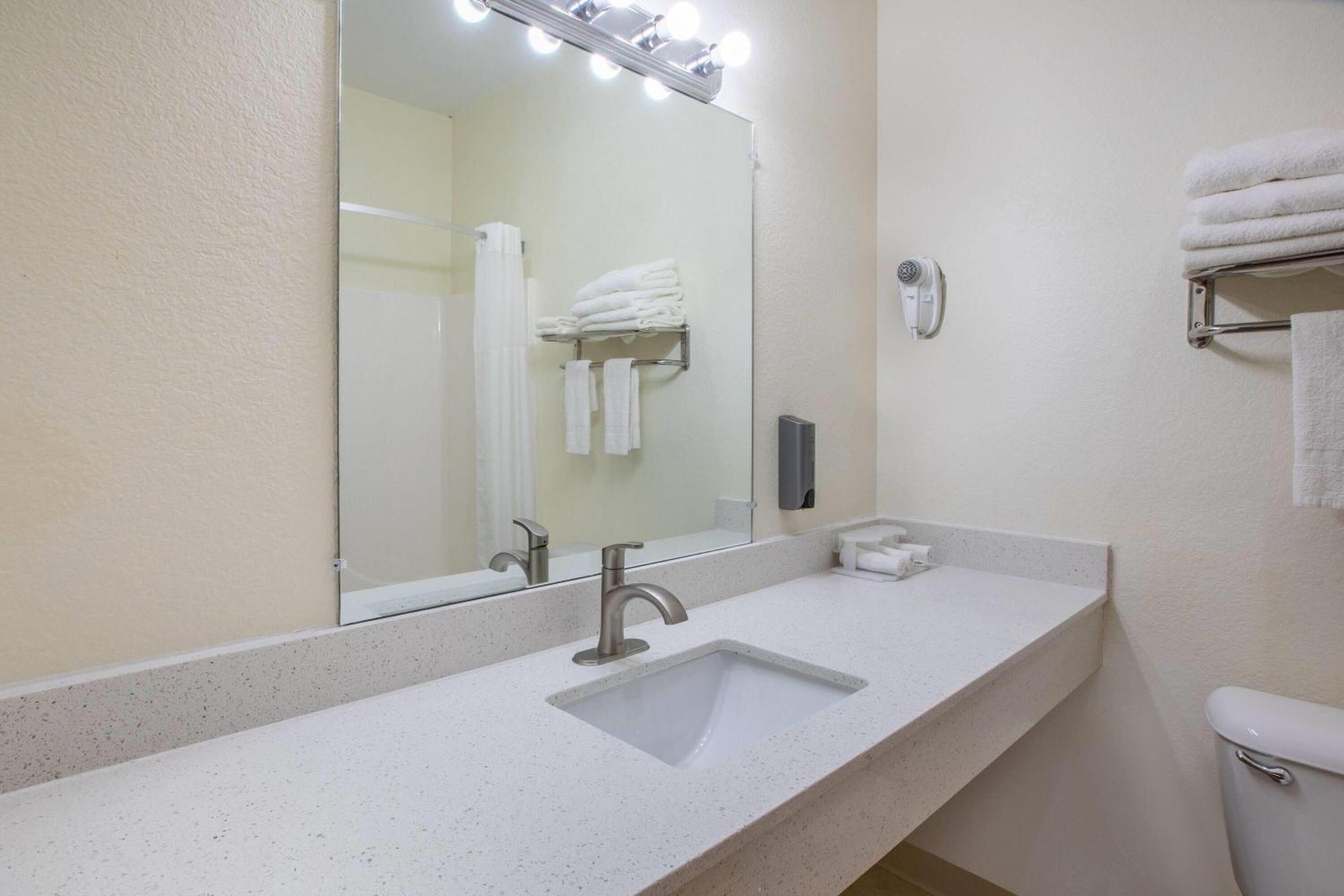 Two-Bedroom Suite with King and Double Bed with Balcony - Non-Smoking