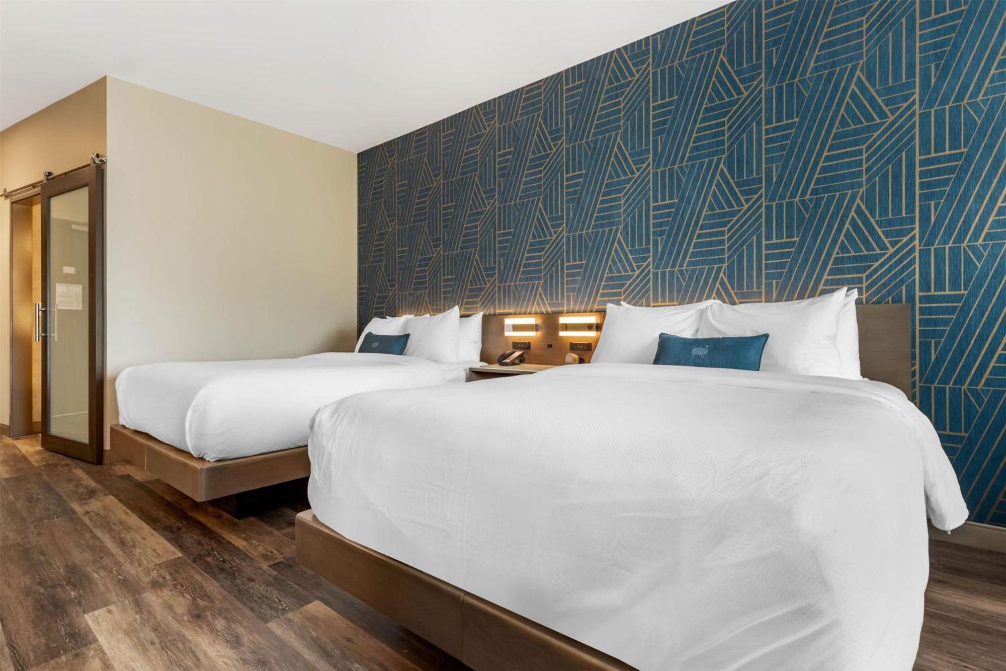 Queen Room with Two Queen Beds