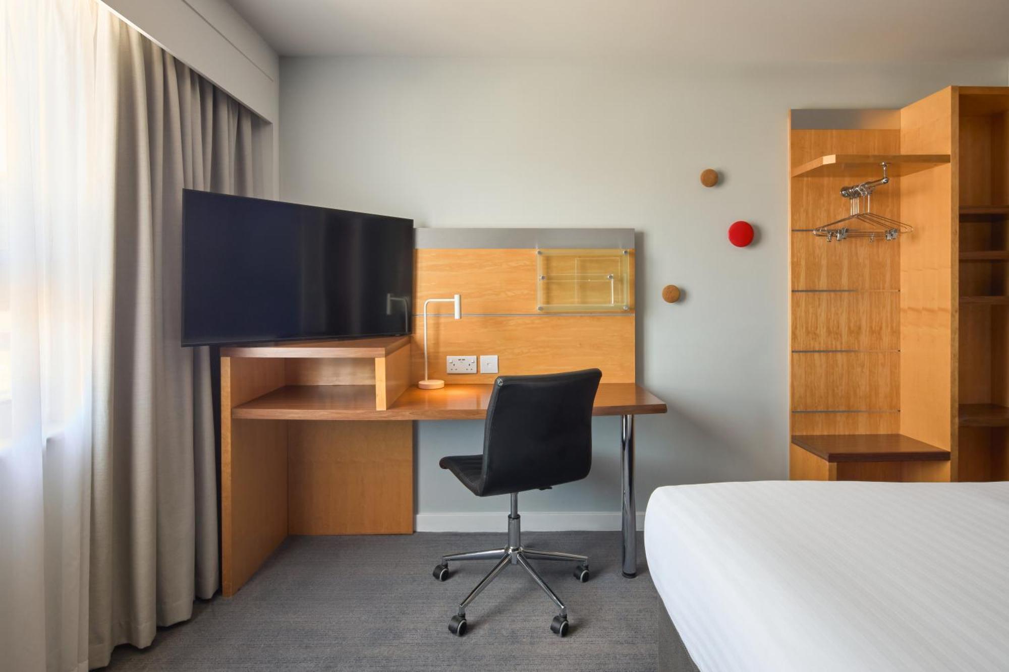 Standard Zweibettzimmer mit kostenlosem warmen Frühstück
