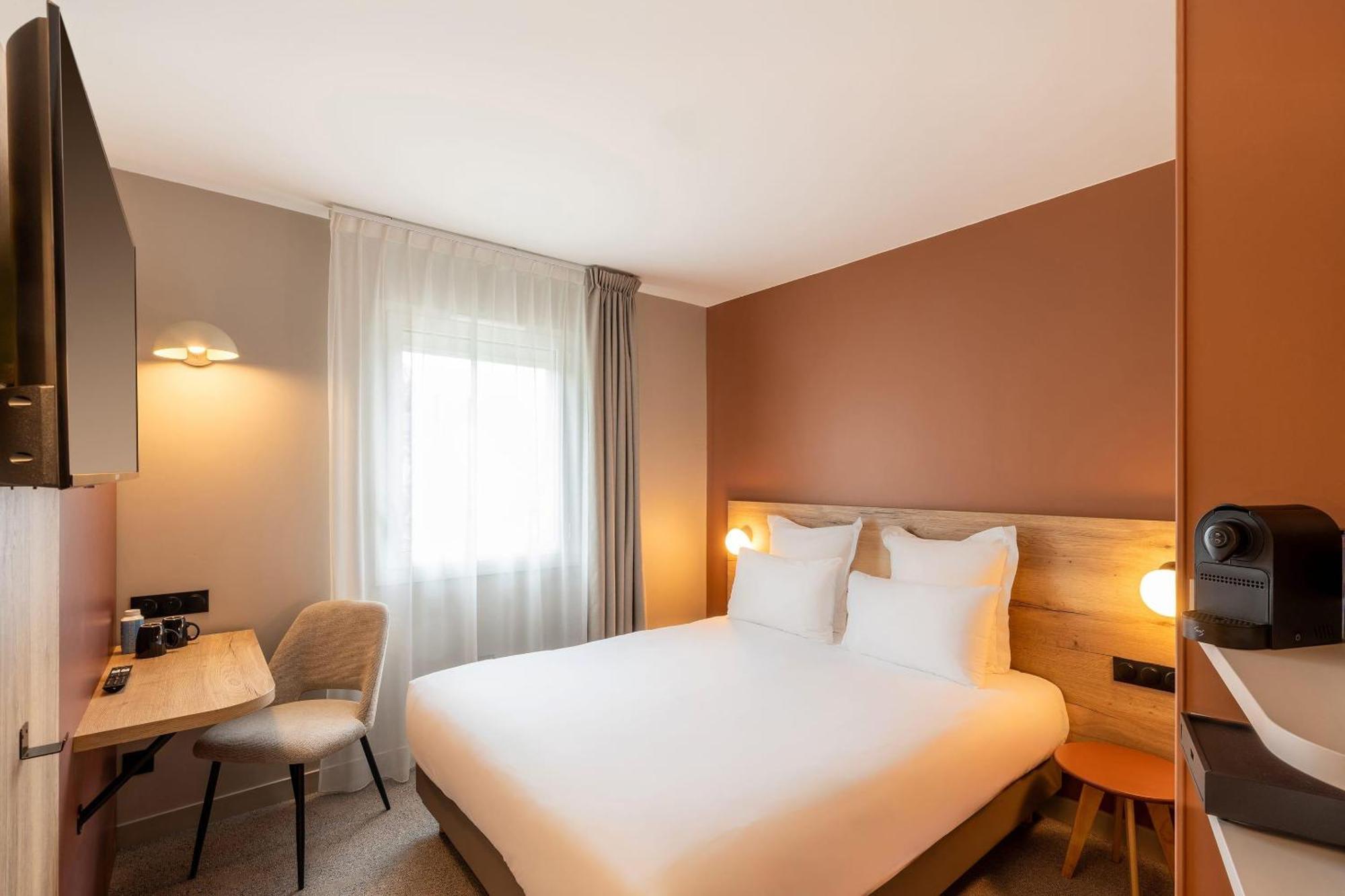 Chambre Lit Queen-Size Standard - Non-Fumeurs