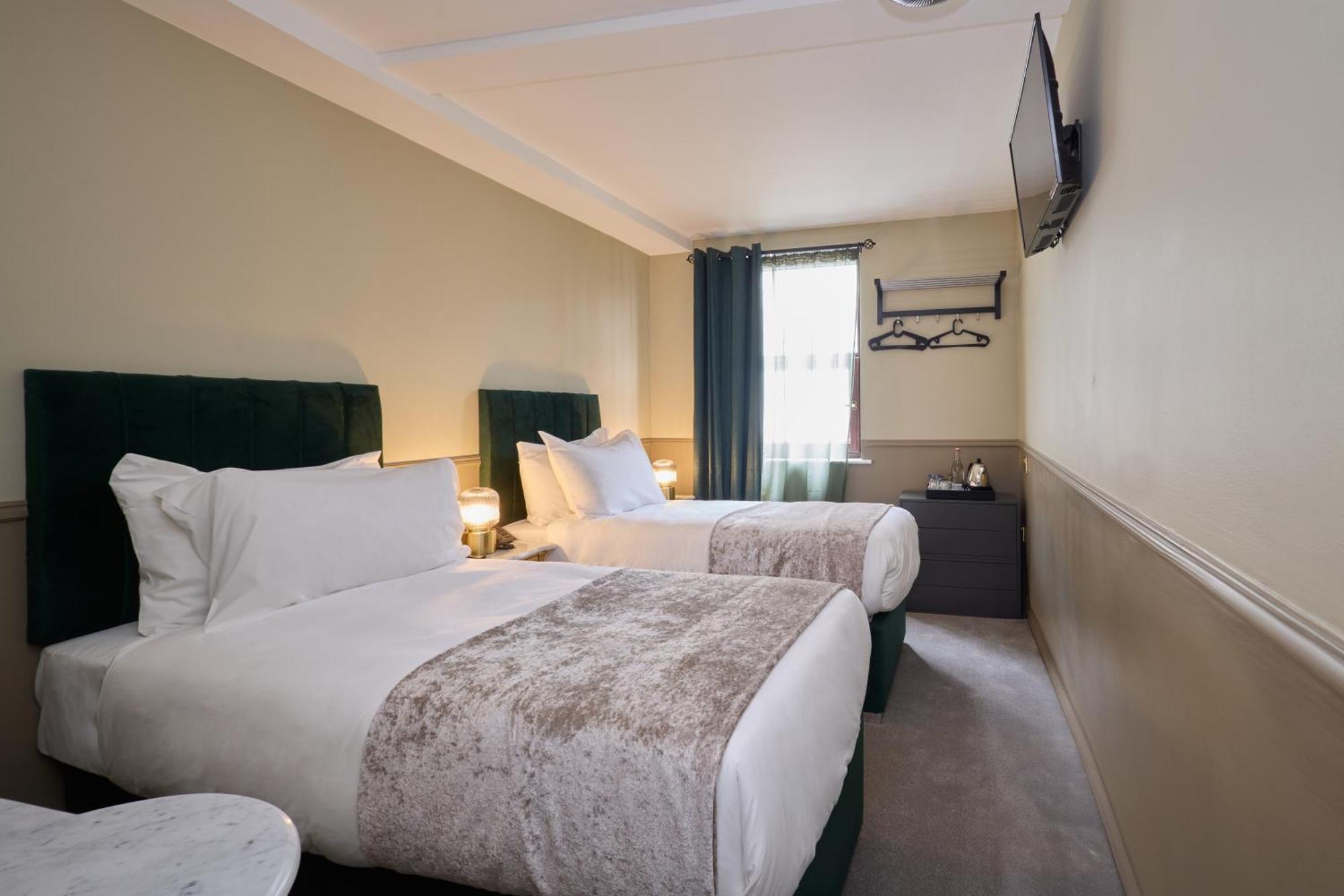 Dreibettzimmer