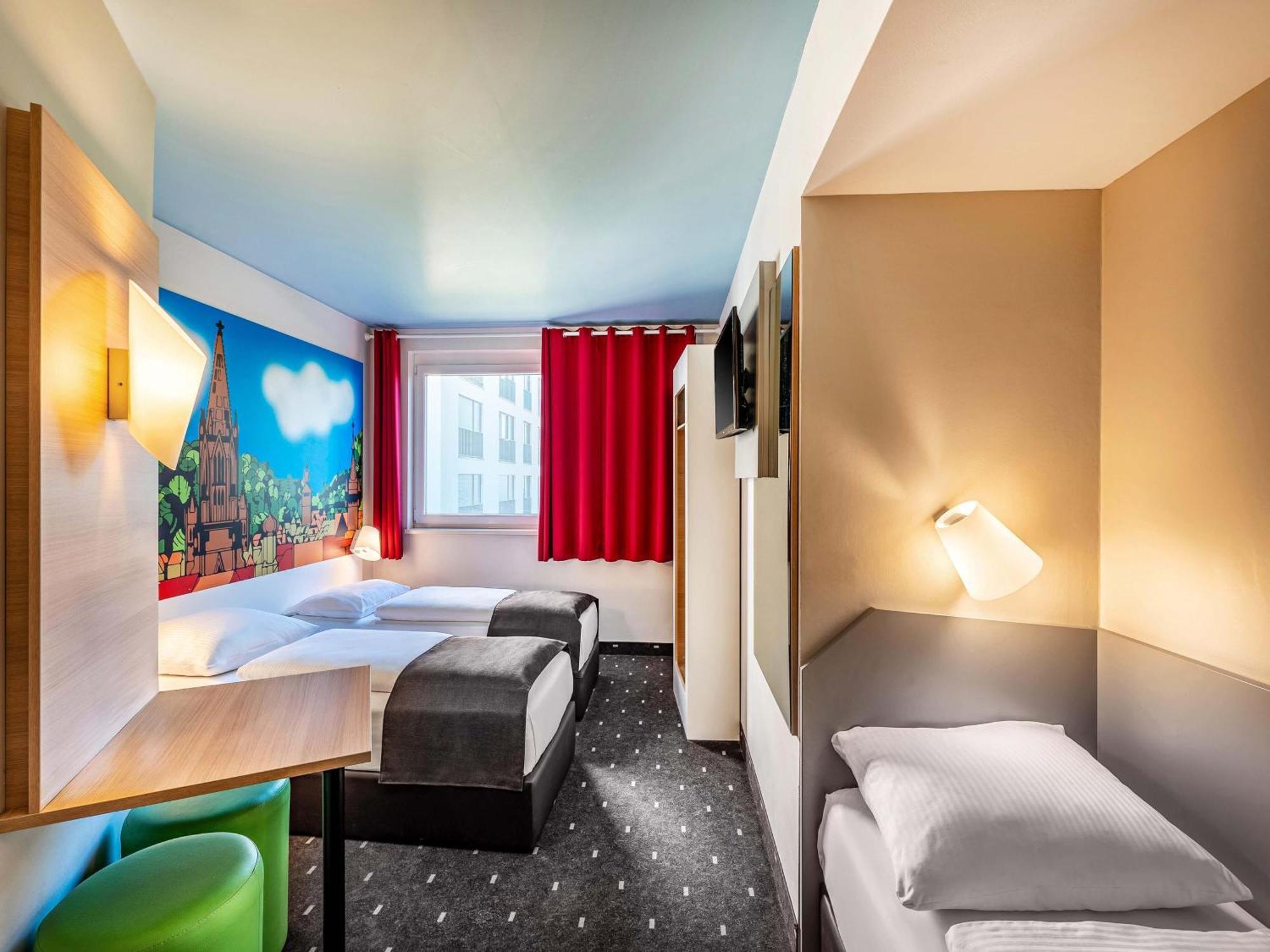 Triple Room,1695759747:JPEG
