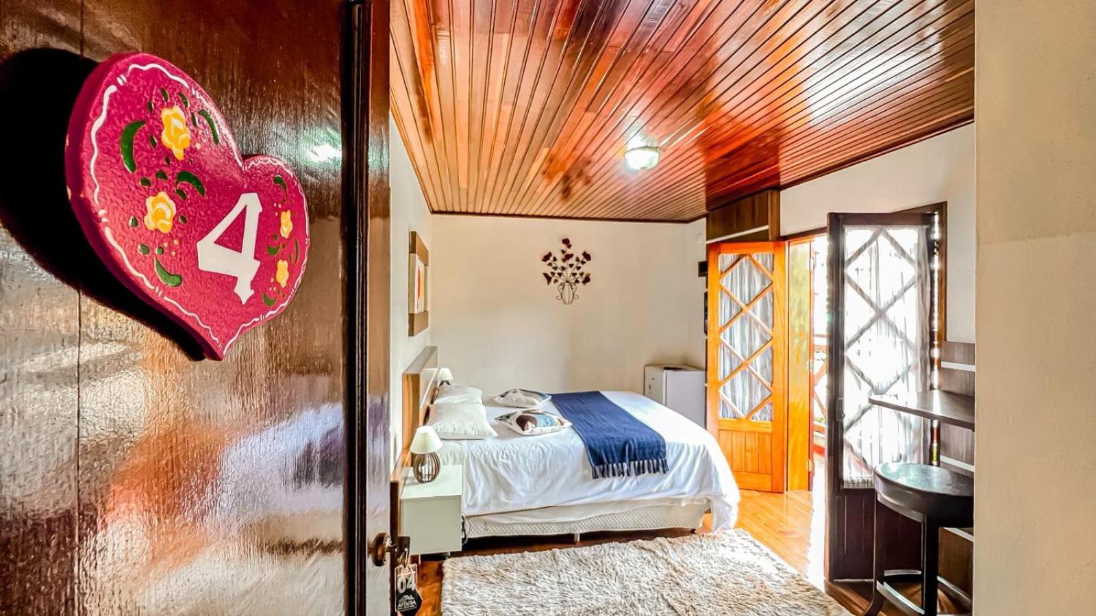 Quarto Duplo com Varanda