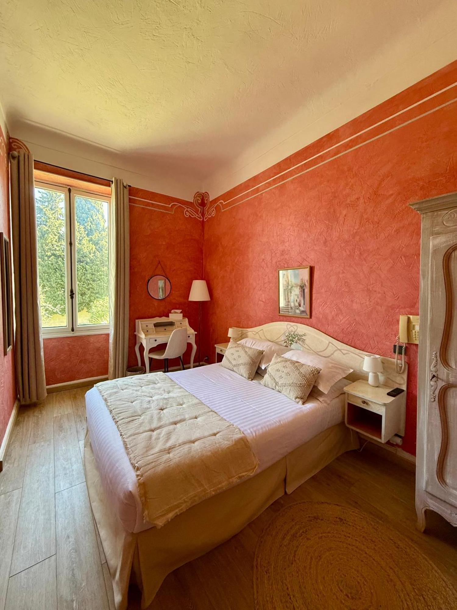 Chambre Double ou Lits Jumeaux